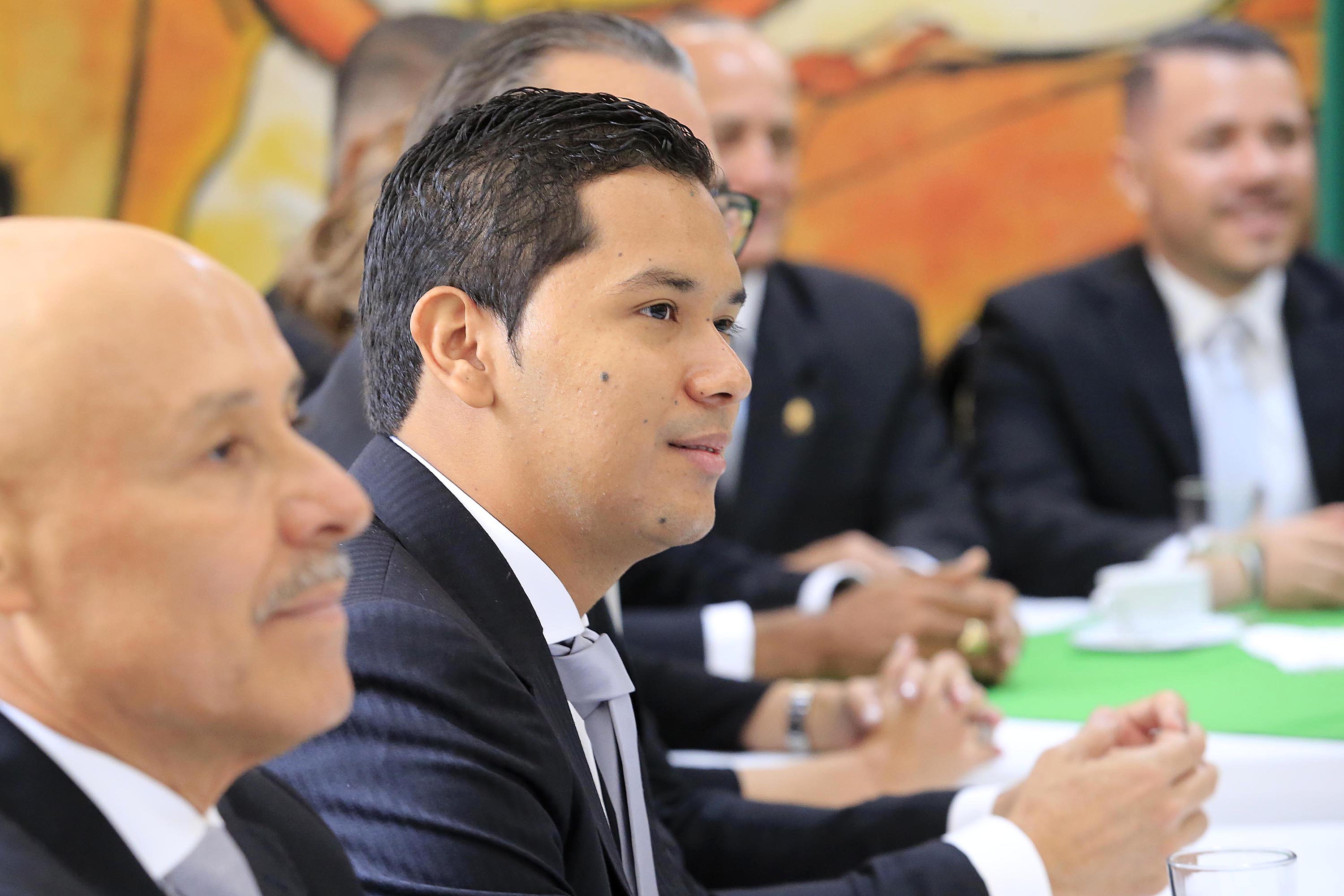 01/05/2018 Asamblea Legislativa. Negociaciones, reuniones y demás asuntos relacionados con el cambio de directorio este Primero de Mayo. Gustavo Viales, del PLN, el diputado más joven. Foto: Rafael Pacheco