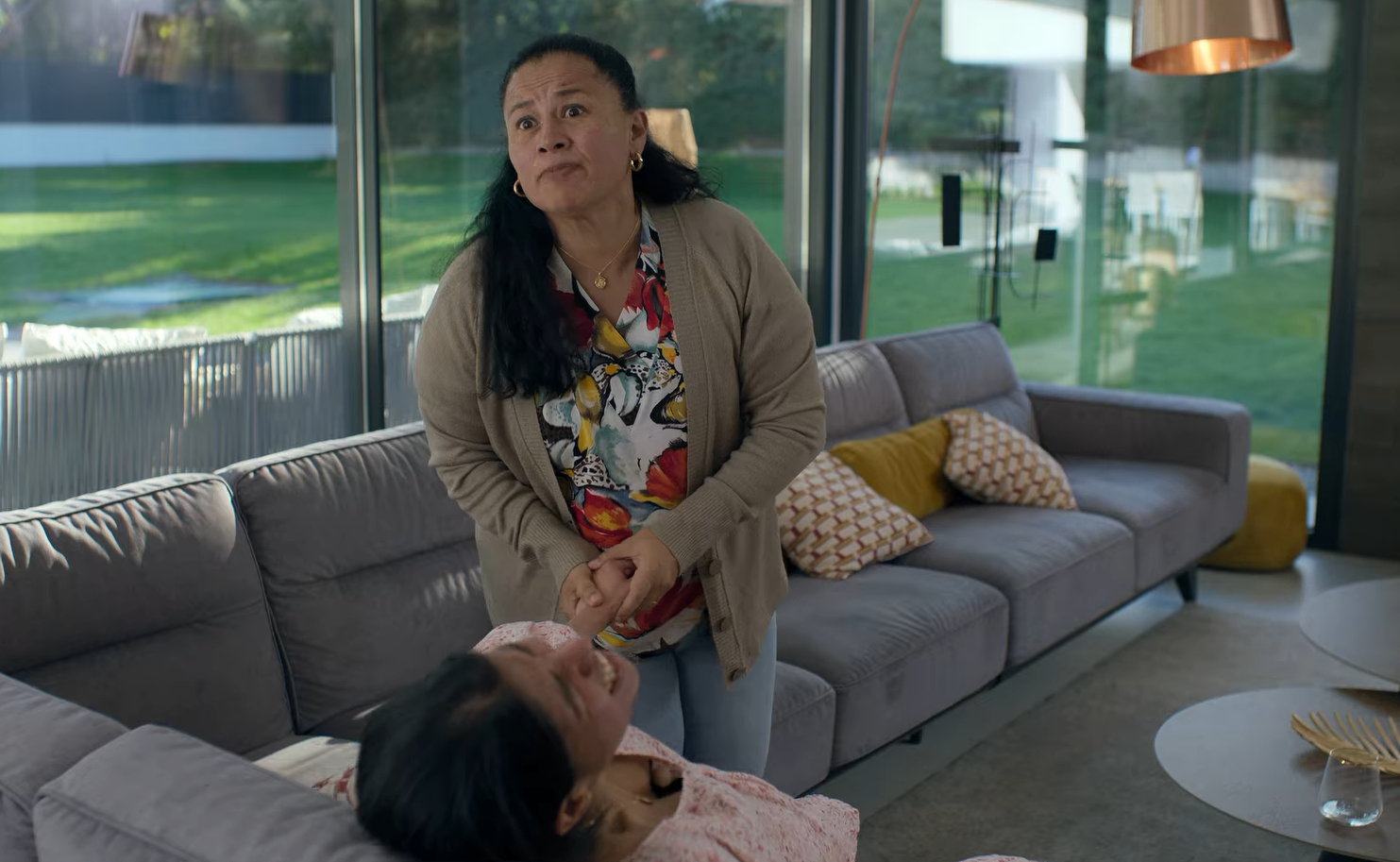 Actriz costarricense Sylvia Sossa en la serie 'Machos Alfa'.