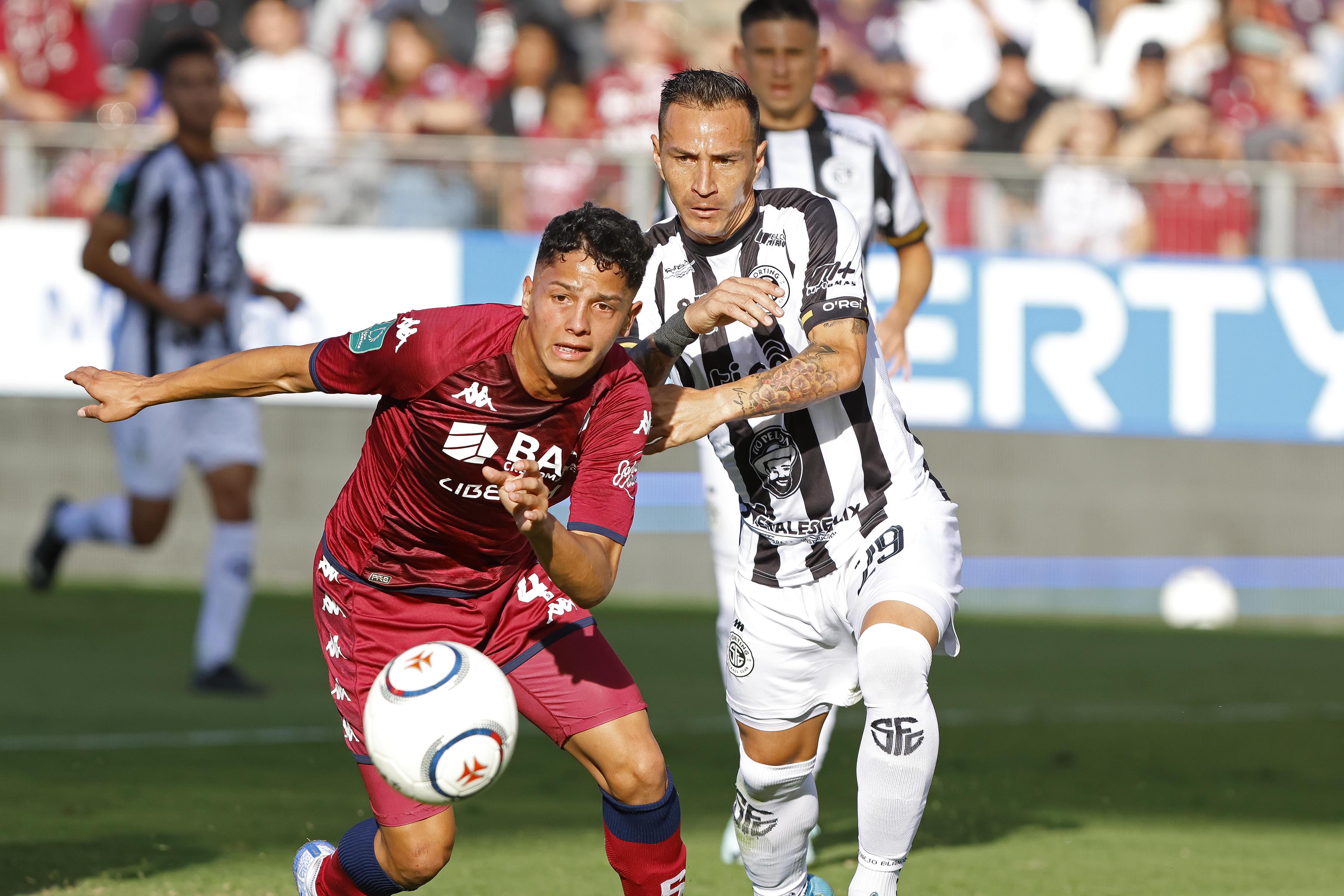 26/02/2023. Estadio Ricardo Saprissa Aymá, Tibás. Hora: 04:00 p.m. Partido de la Jornada 10 del Torneo de Clausura 2023 disputado entre el Deportivo Saprissa y el Sporting FC en el Estadio Ricardo Saprissa Aymá en Tibás. Fotos: Mayela López