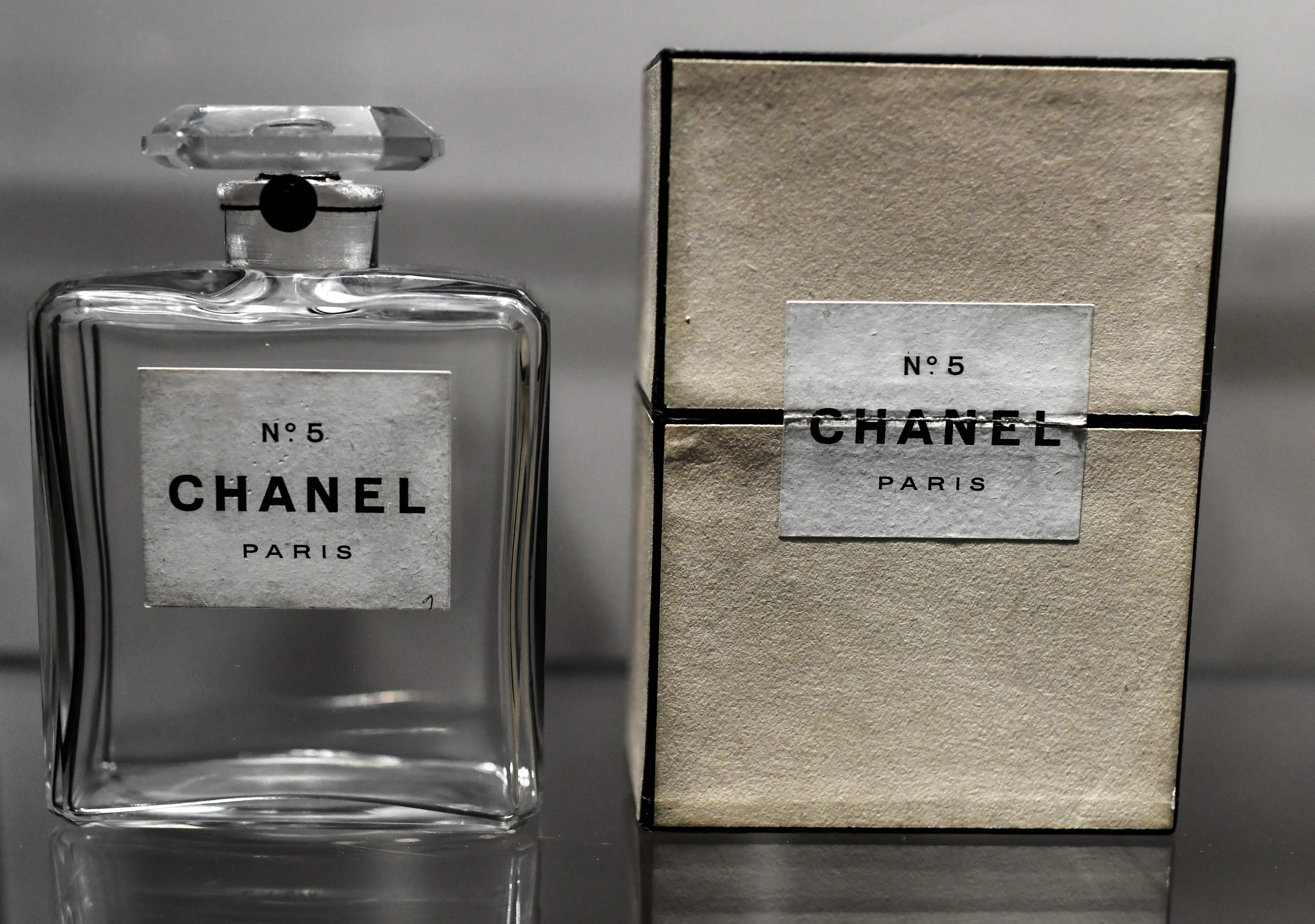Chanel N°.5 cumple 100 años: así nació una fragancia que no reproduce  ningún olor en la naturaleza