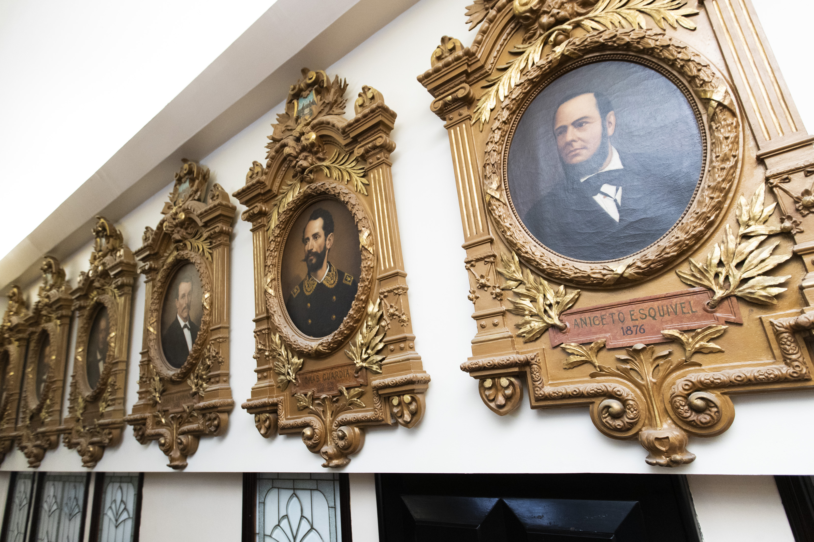 03/04/2019. San José, Costa Rica. Asamblea Legislativa. Fotos de retratos de los expresidentes Federico Tinoco y Tomás Guardia en el Salón Expresidentes. Fotografía: Alejandro Gamboa Madrigal