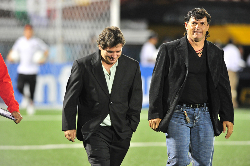 Chuche junto al Machillo en la Liga. Foto: Rafael Pacheco