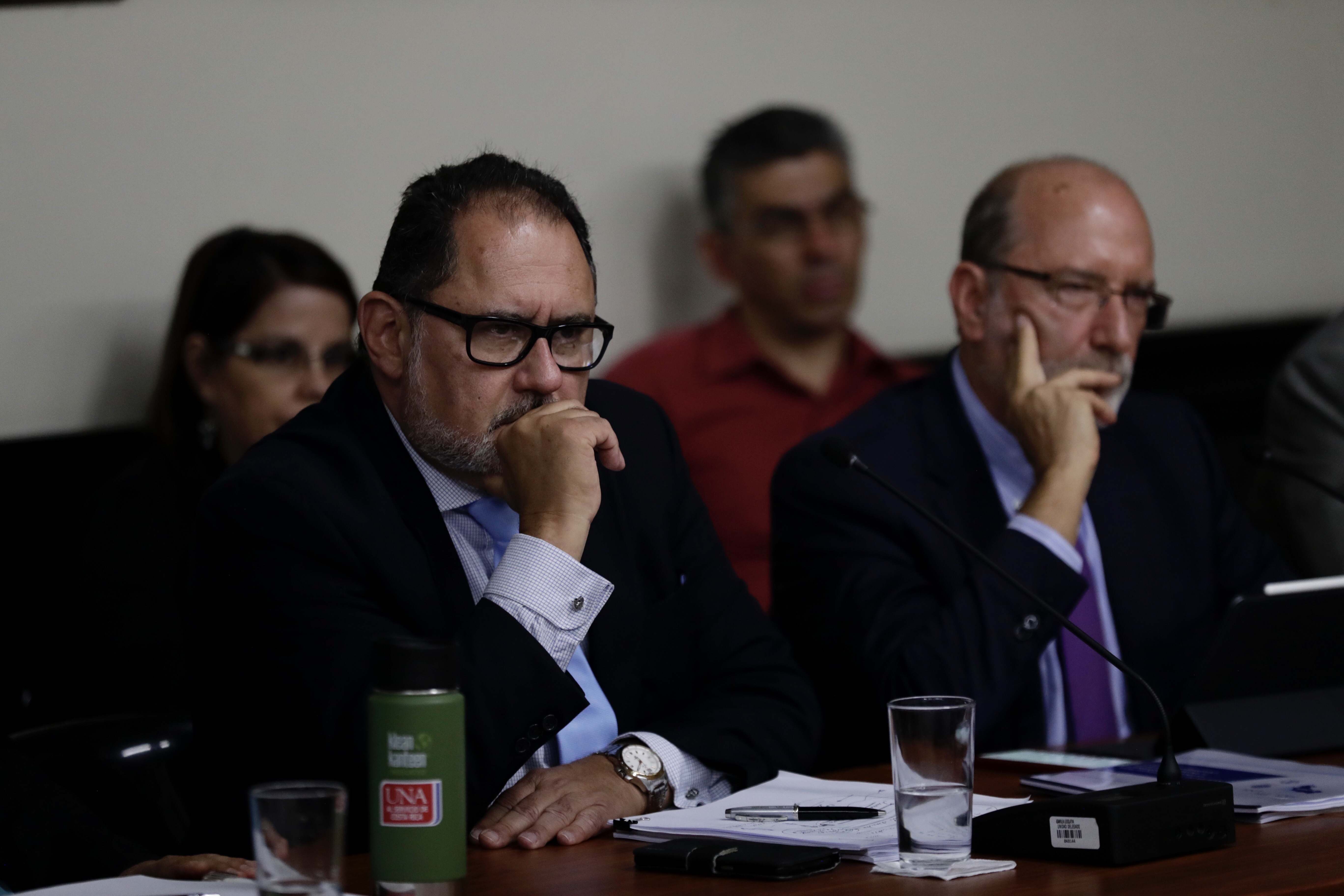 18/03/2019. Asamblea Legislativa, San José, Costa Rica. Comparecencia de rectores en comisión del FEES. Estuvieron presentes (De Izq a der) Rodrigo Arias Rector UNED (traje azul corbata azul), Alberto Salón Rector de la UNA ( traje negro camisa verde agua), Marcelo Prieto Rector UTN (traje negro camisa blanca), Henning Jensen Rector UCR y presidente CONARE (traje azul corbata morada), Eduardo Sibaja Director de OPES Oficina De Planificación de la Educación Superior del CONARE ( traje gris). Fotografía: Alejandro Gamboa Madrigal.