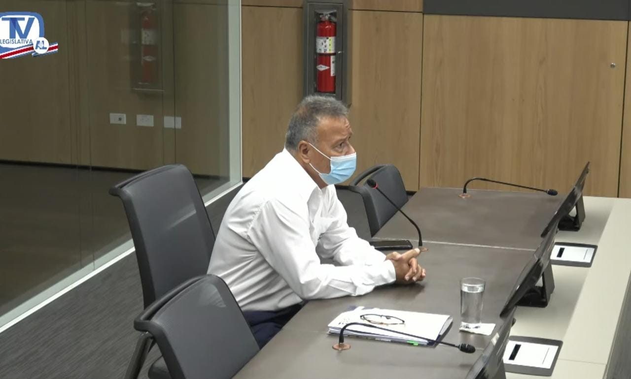 Eladio Araya Mena, compareció este jueves ante los diputados que investigan los hechos del Caso Cochinilla. Foto: Captura de video.