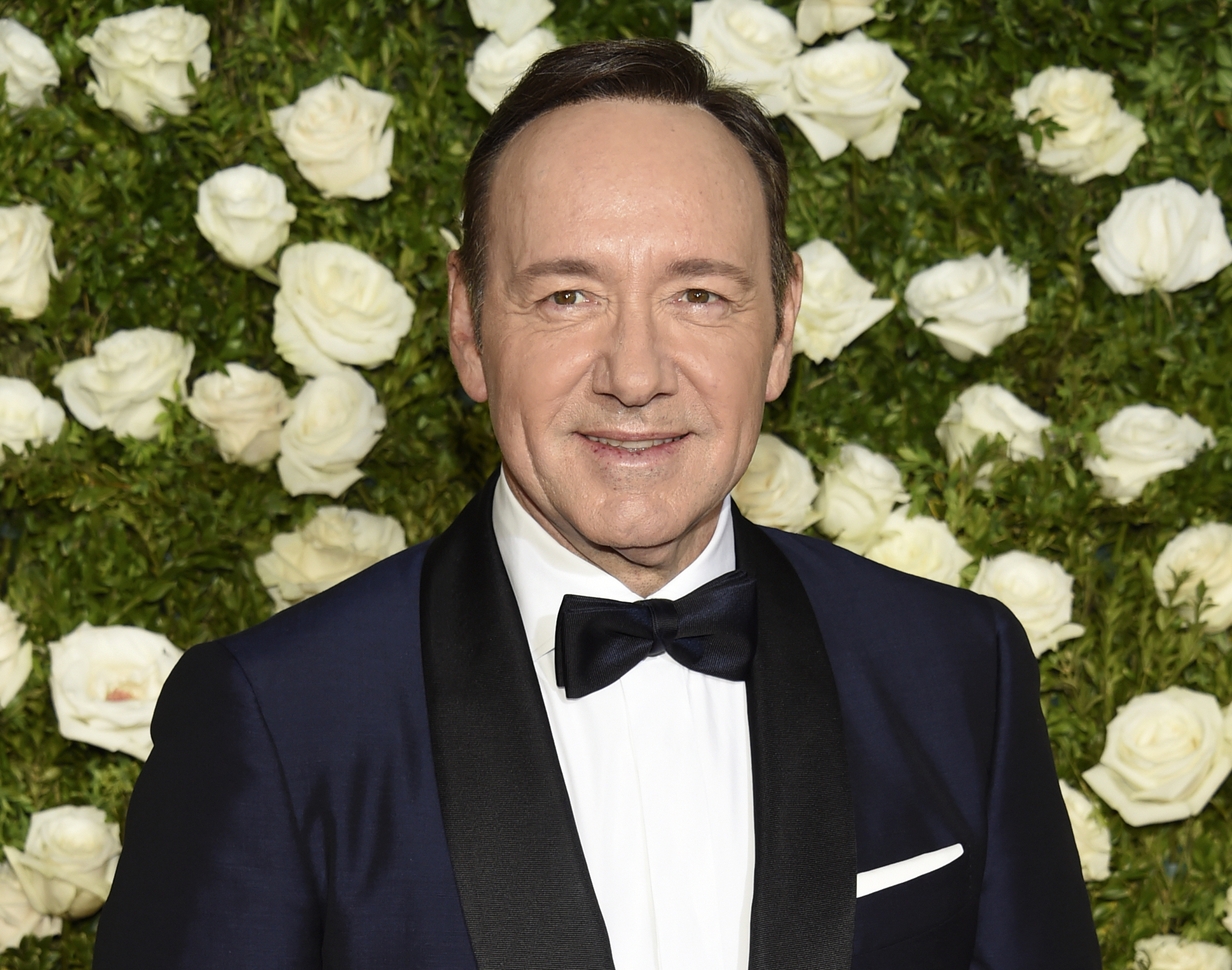 Kevin Spacey declaró en Twitter que fue bisexual pero que desde hace varios años es gay. AP.