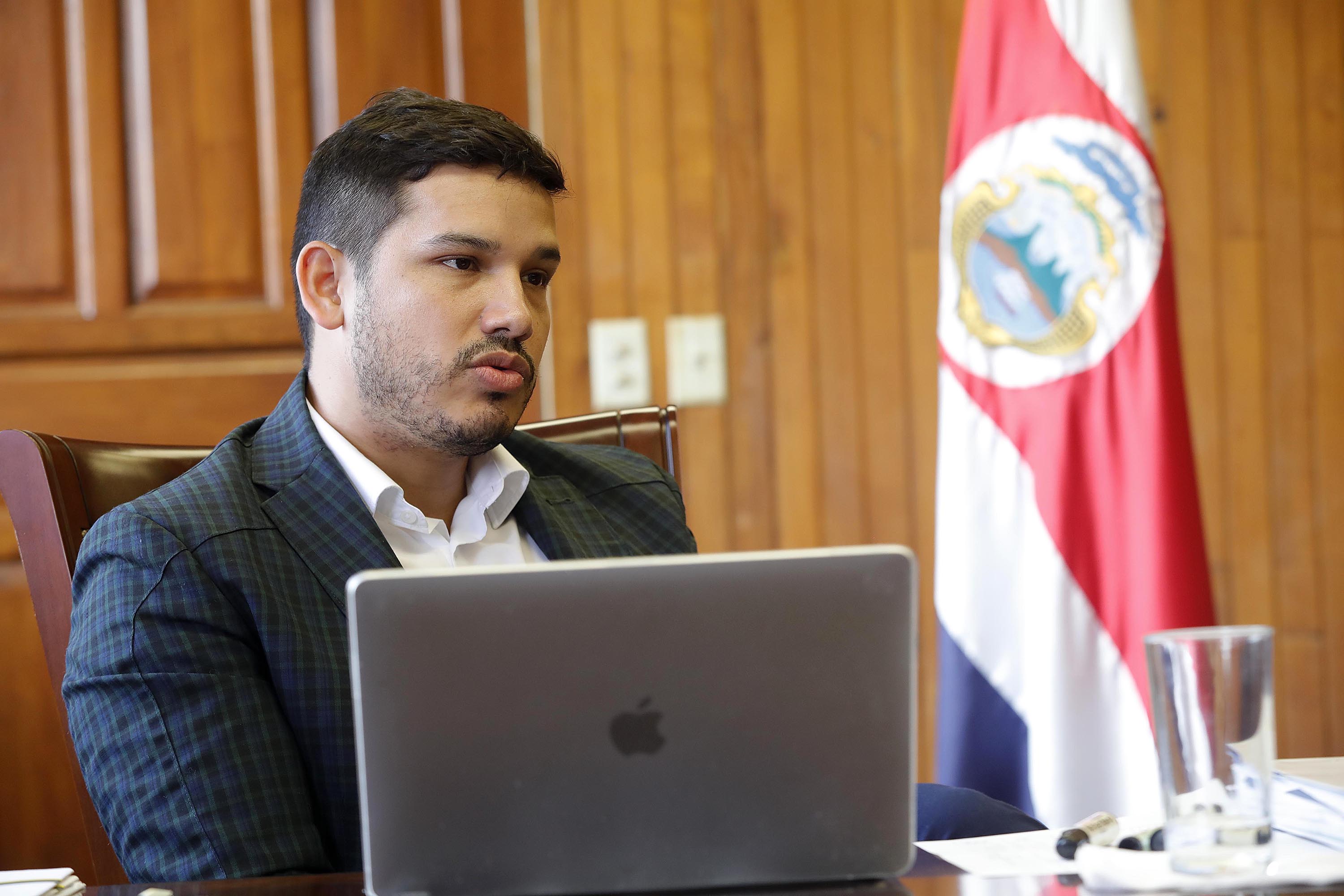 16/09/2022 Sabana Sur. Ministro de Agricultura y Ganadería (MAG), Víctor Carvajal Porras en entrevista con la sección de Economía de La Nación.