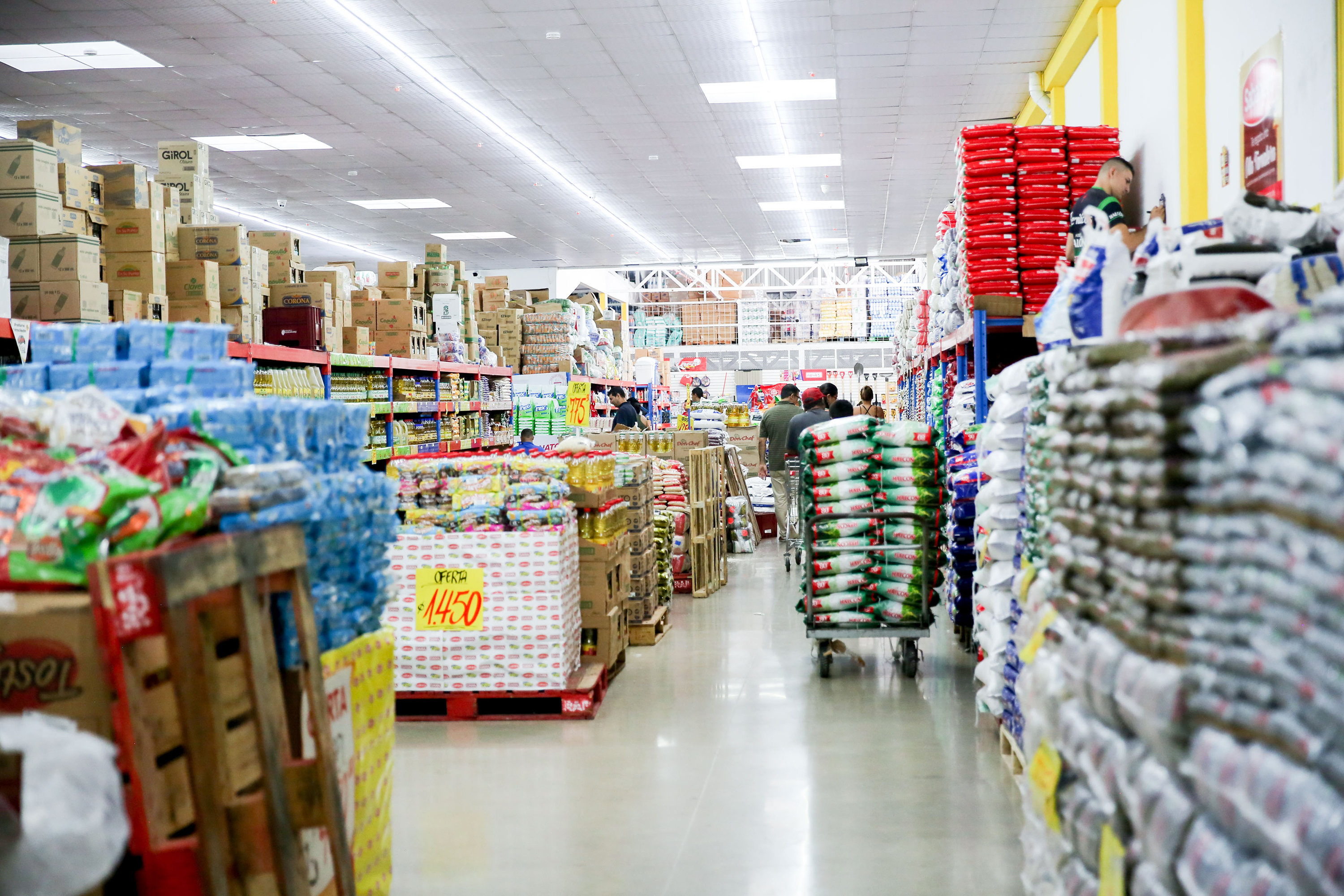 23/10/2019. Avenida 10, Mata redonda, San José. Hora 10: 00 a.m. Nuevo Supermercado Chino en Avenida 10, Nuevo patrocinador de La Teja. Foto Marcela Bertozzi/Agencia Ojo por Ojo