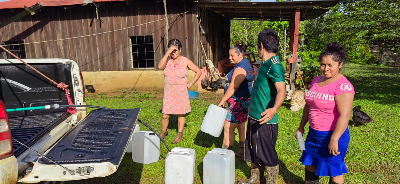 Se calcula que son más de 2.000 personas las que estarían afectadas por agua con restos de mercurio.
Fotografía: Facebook de AyA