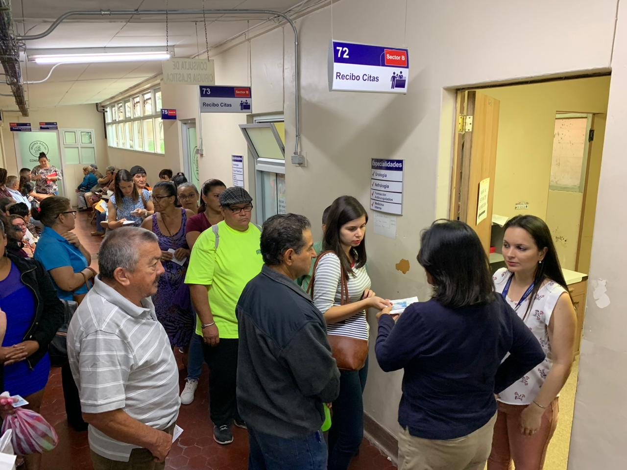 El plan de contigencia en el Hospital San Juan de Dios permitía, la mañana de este jueves, atender pacientes de consulta externa, pese a la huelga: Fotografía: John Durán