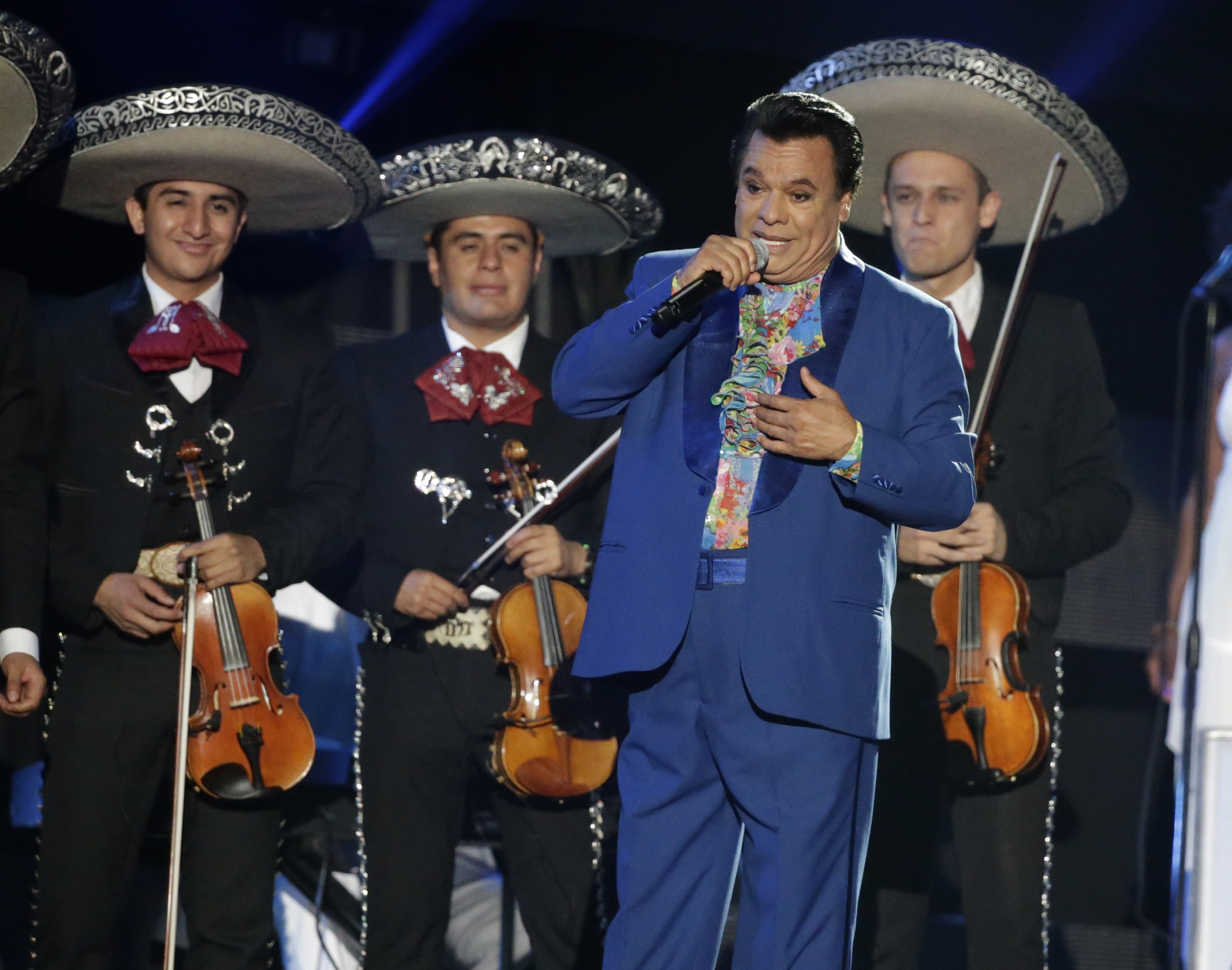 En la imagen se ve a Juan Gabriel el 28 de abril del 2016 en una presentación en Coral Gables.