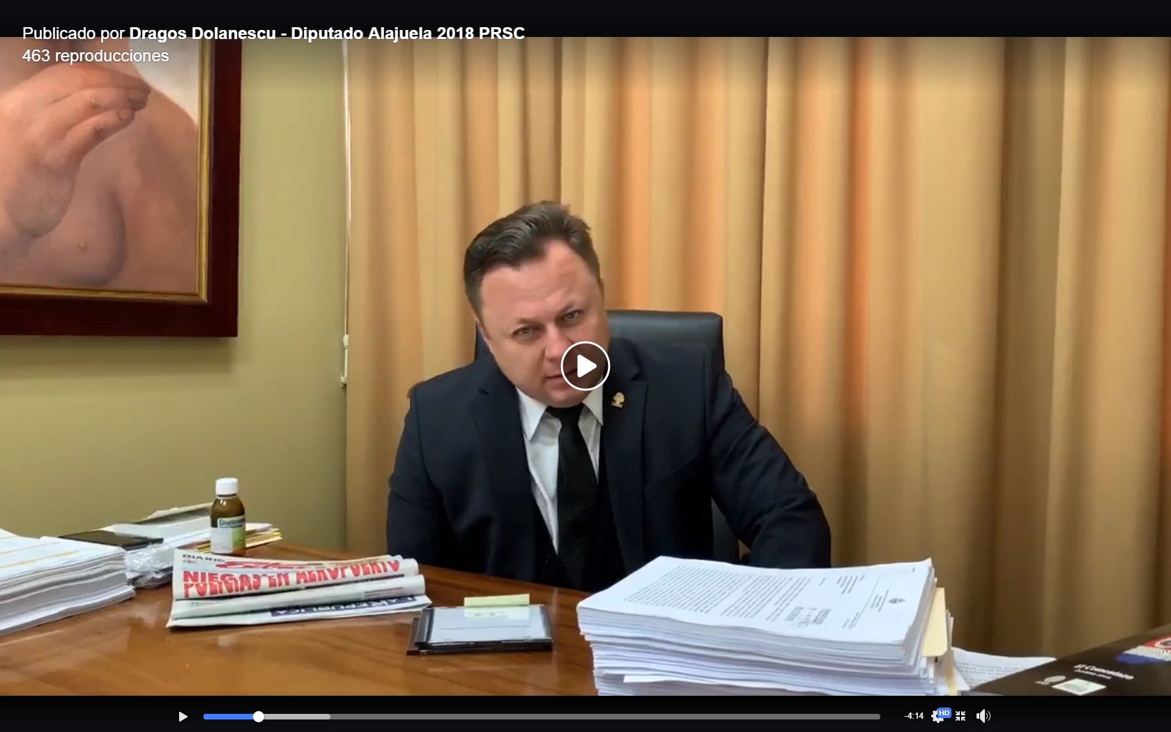En un video publicado en Facebook, supuestamente grabado el 29 de mayo, Dragos Dolanescu ataca a la fiscala general, Emilia Navas, a quien acusa de perseguirlo por atacar al PAC, pero evita responder sobre la investigación por supuesto contrabando en su contra. Foto: Pantallazo tomado del Facebook de Dragos Dolanescu.