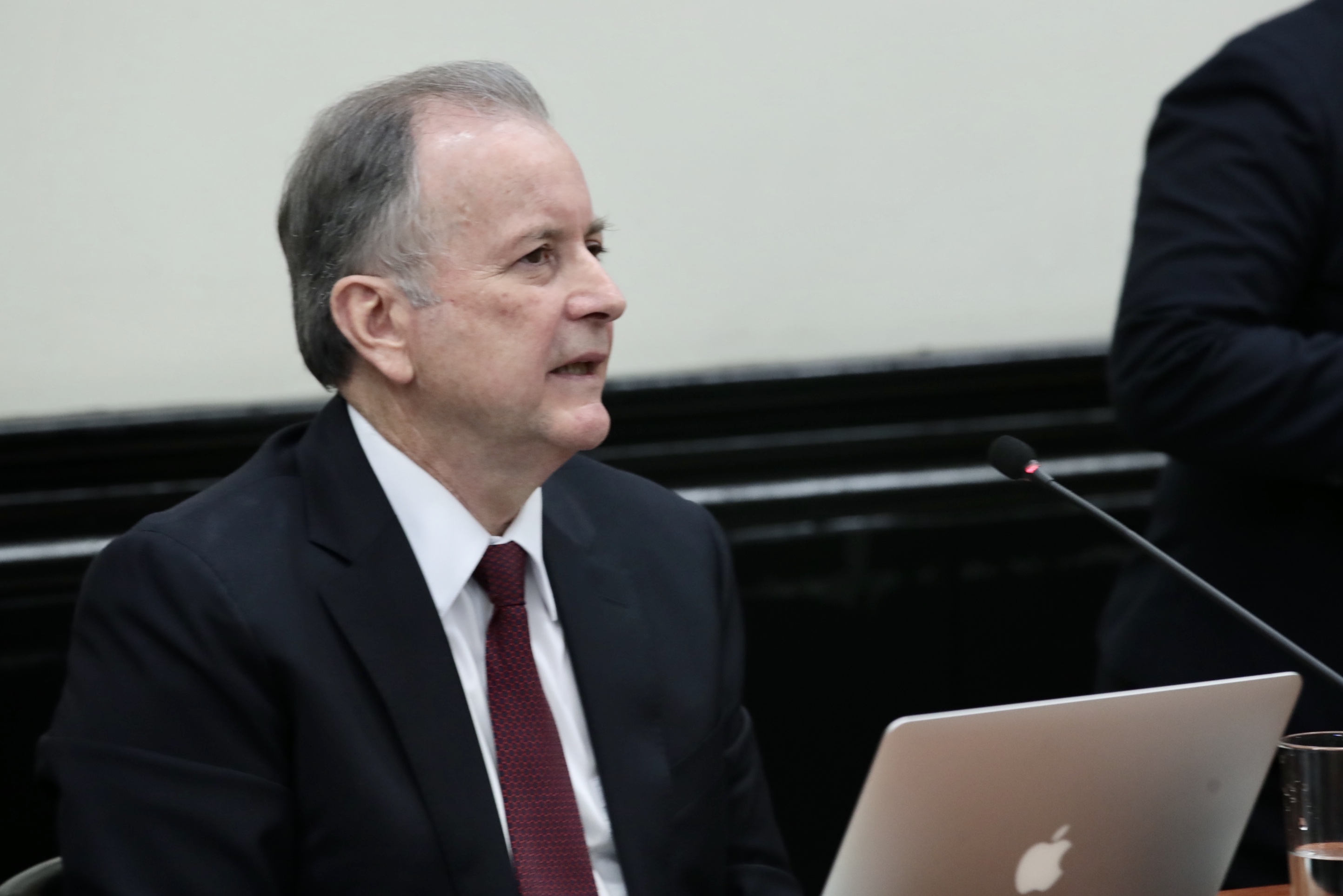 17/02/2020 Comparece el señor exdiputado Ottón Solís en la comisión que investiga el financiamiento de ese partido. Alonso Tenorio