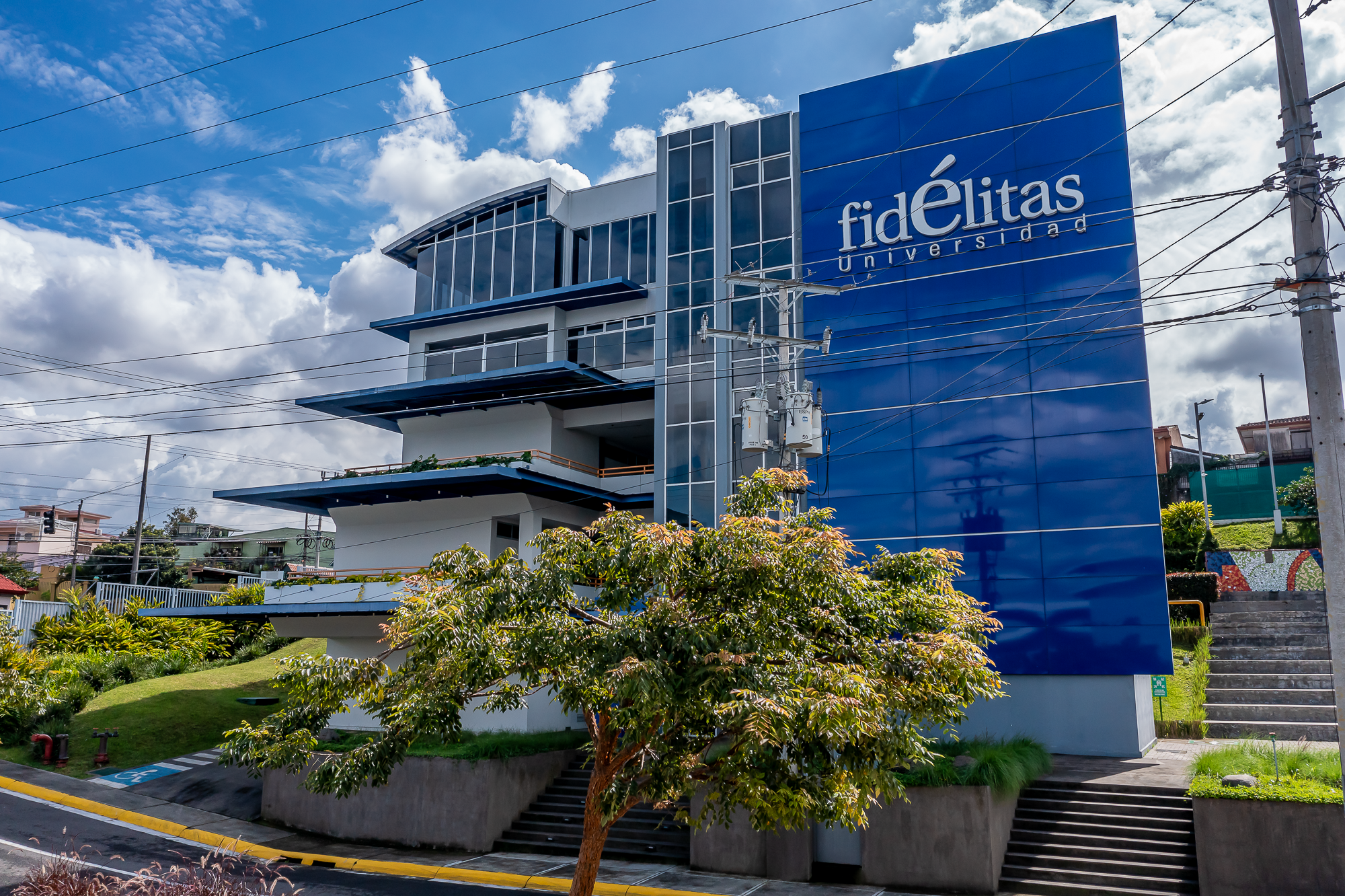 UFIDÉLITAS