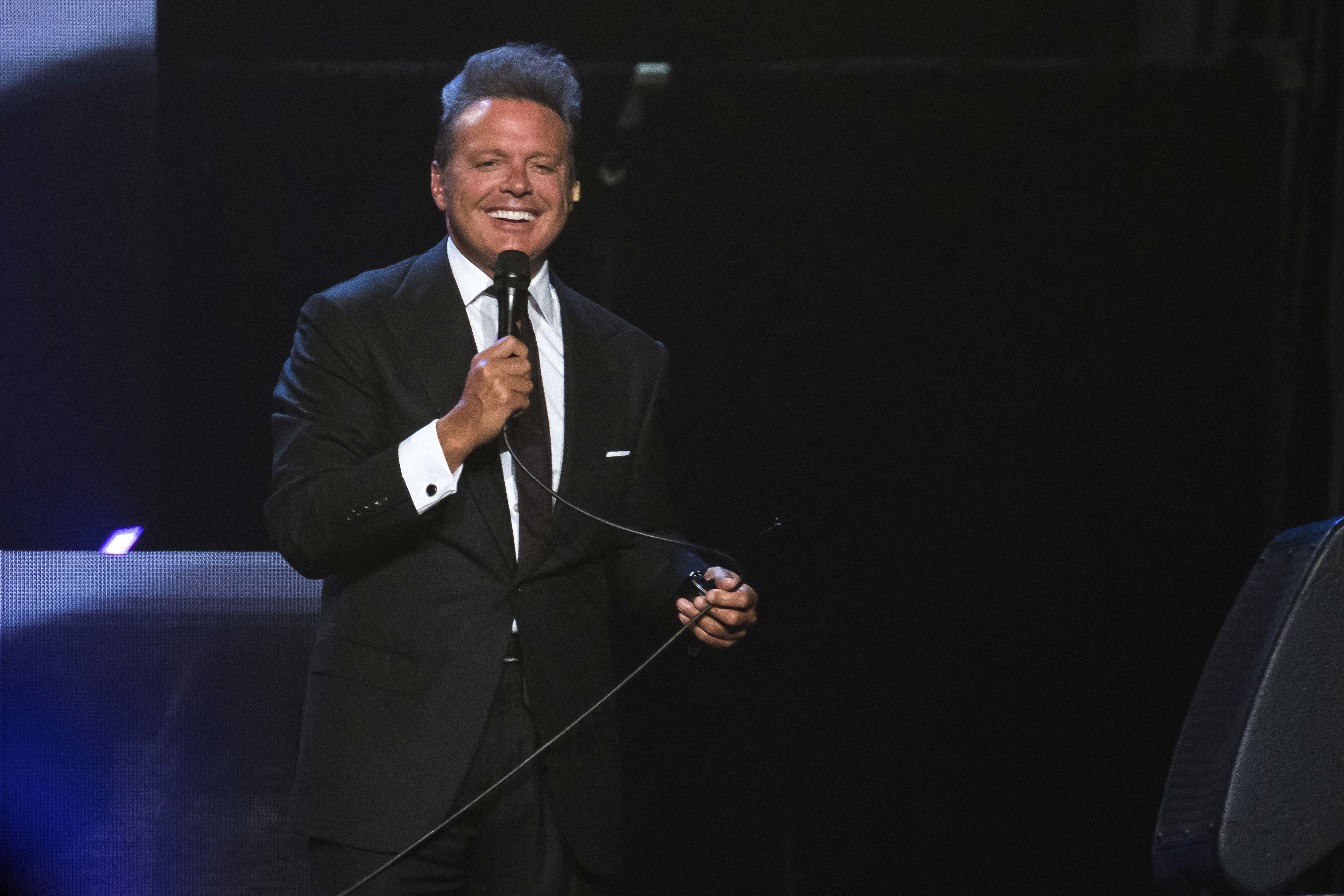 Celebrando a Luis Miguel, ¡HOLA¡ recuerda la Exclusiva Mundial de