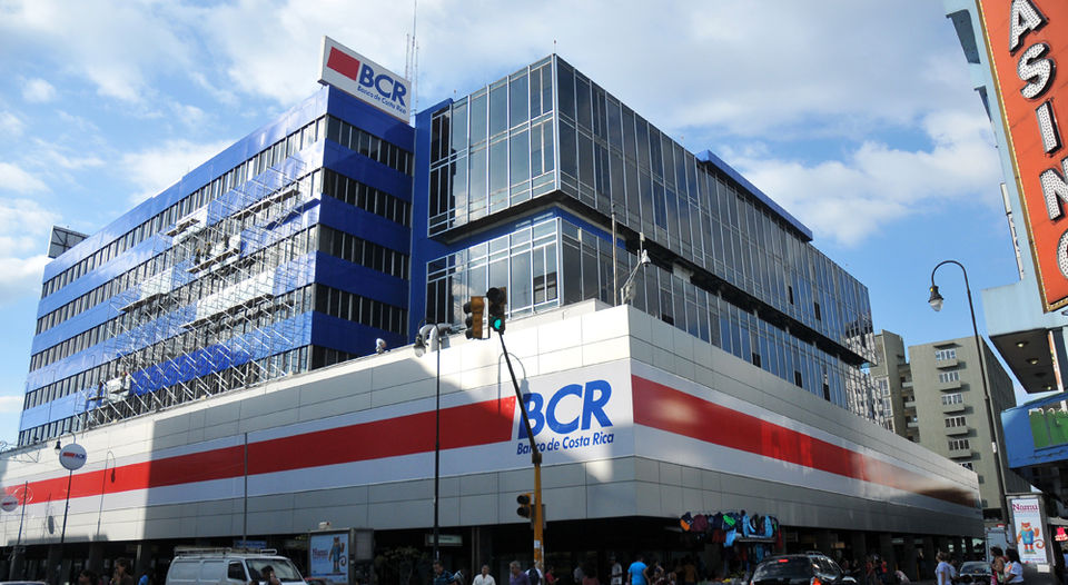 Los diputados aprobaron crear una comisión que revisará créditos otorgados por el banco de Costa Rica y el Banco Popular.