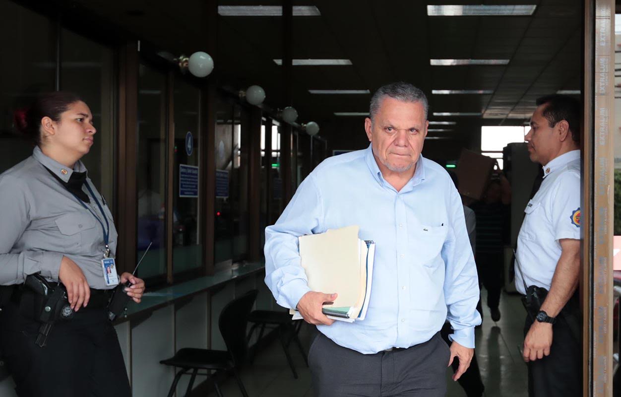 Jorge Angulo manifestó, el pasado 7 de julio al salir de la sala donde se realizana la audiencia, que el pueblo se está dando cuenta de que no es culpable.