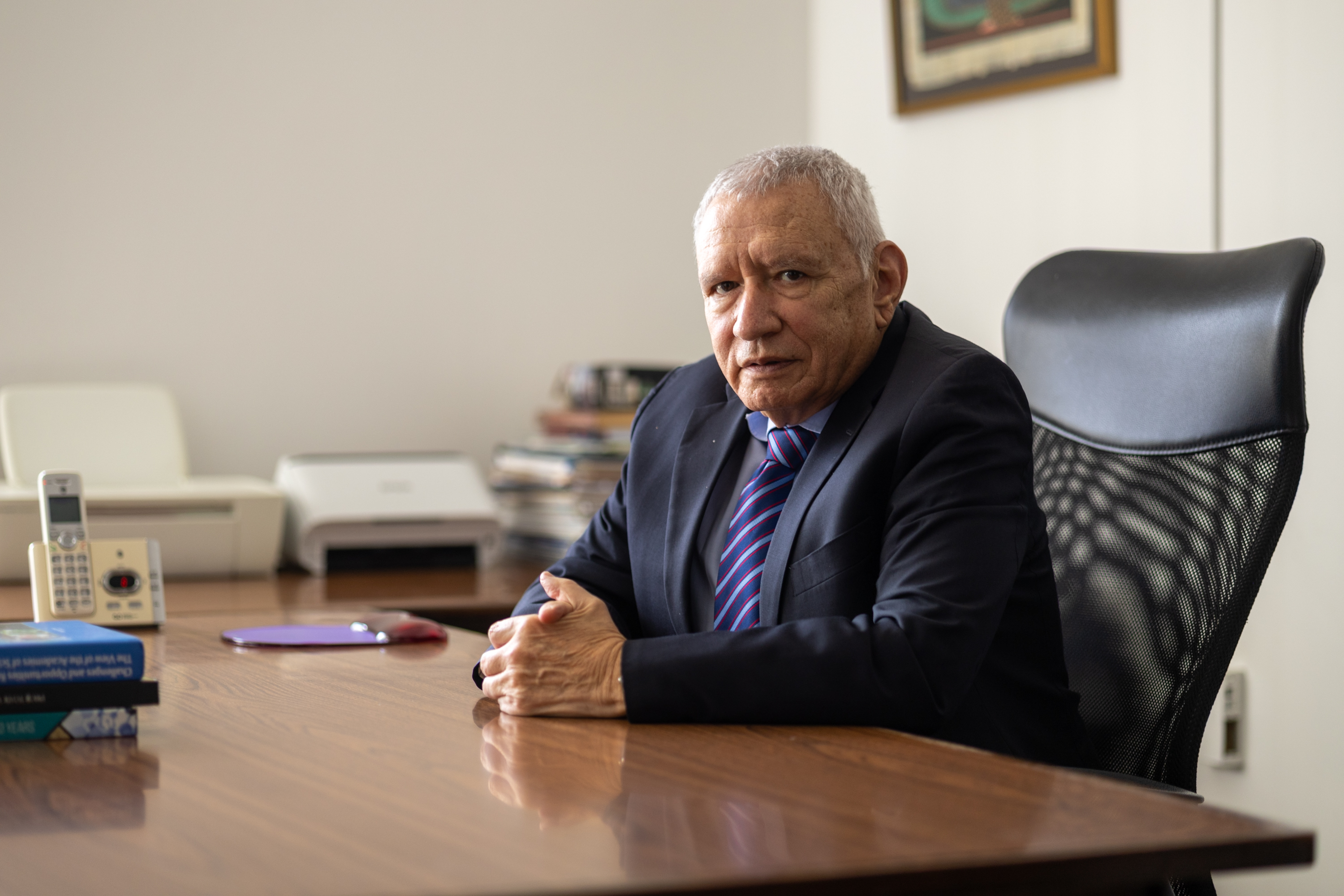 24/02/2025, San José, Academia Nacional de Ciencias, entrevista con el presidente de la academia Walter Fernández, para la Revista Dominical.