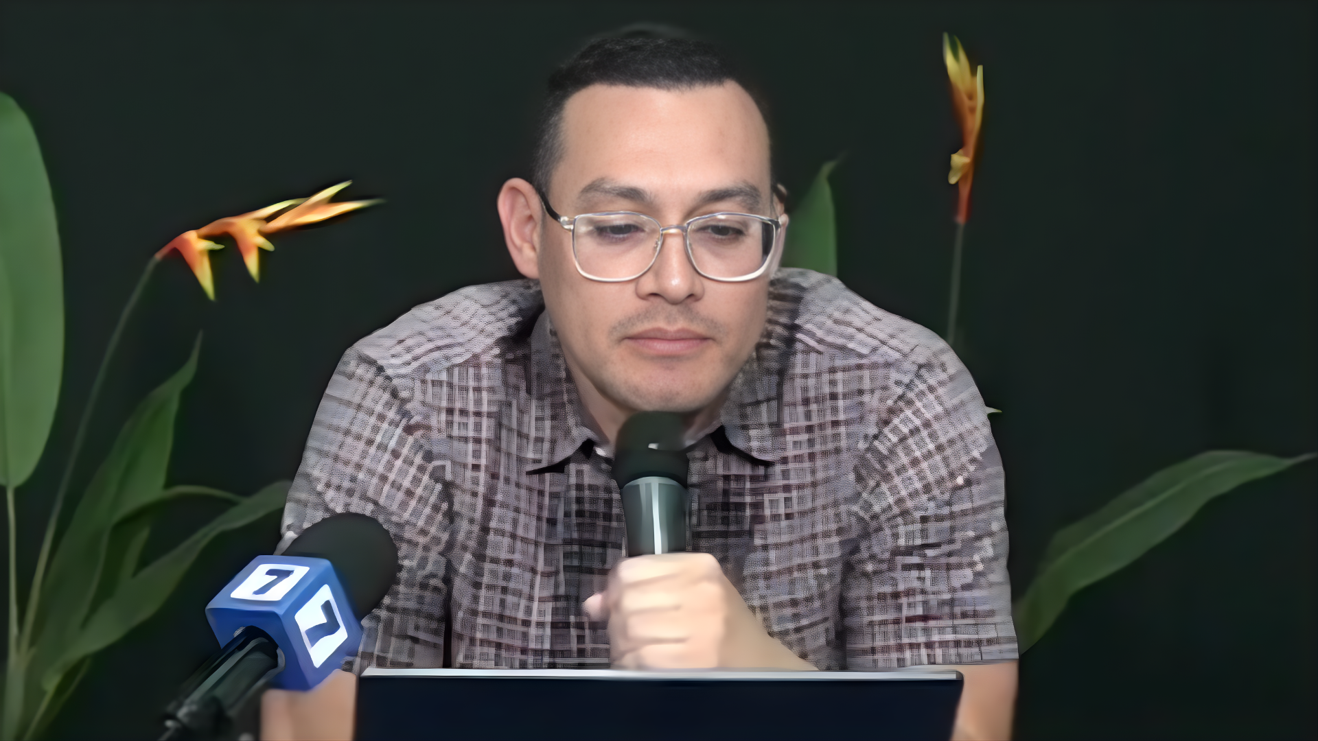 Sindicalista Sergio Ortiz afirma que será el próximo blanco del Gobierno