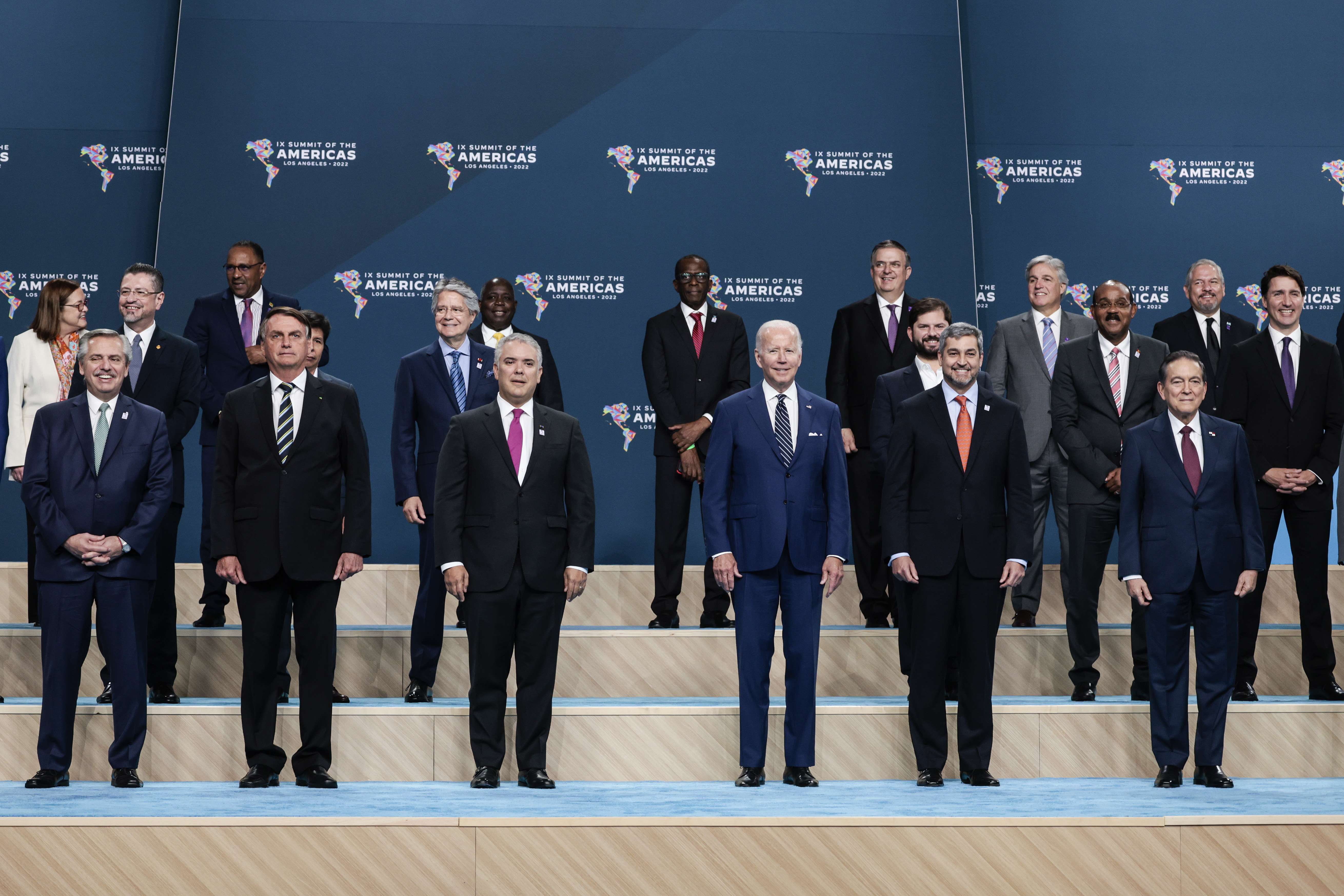 LOS ANGELES, CALIFORNIA - JUNE 10: U.S. President Joe Biden gestures as he poses for a group photo with leaders of the IX Summit of the Americas at the LA Convention Center on June 10, 2022 in Los Angeles, California. For the past few days leaders from North and South America have held meetings at the summit to discuss issues such as trade and migration. The United States hosted the summit for the first time since 1994, when it took place in Miami. Anna Moneymaker/Getty Images/AFP
== FOR NEWSPAPERS, INTERNET, TELCOS & TELEVISION USE ONLY ==