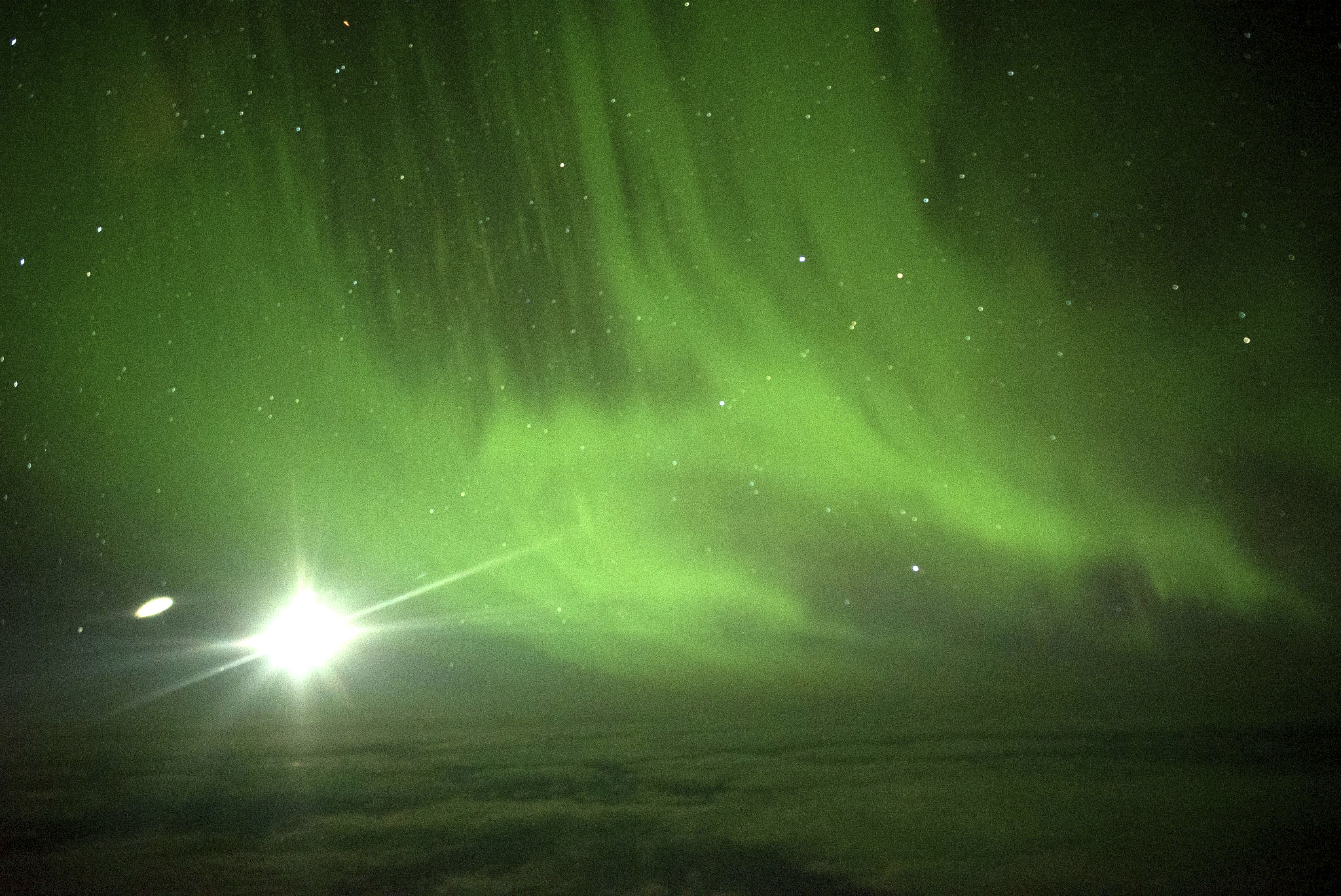 Un grupo de 134 personas tomó un vuelo de ocho horas para ver la aurora austral.