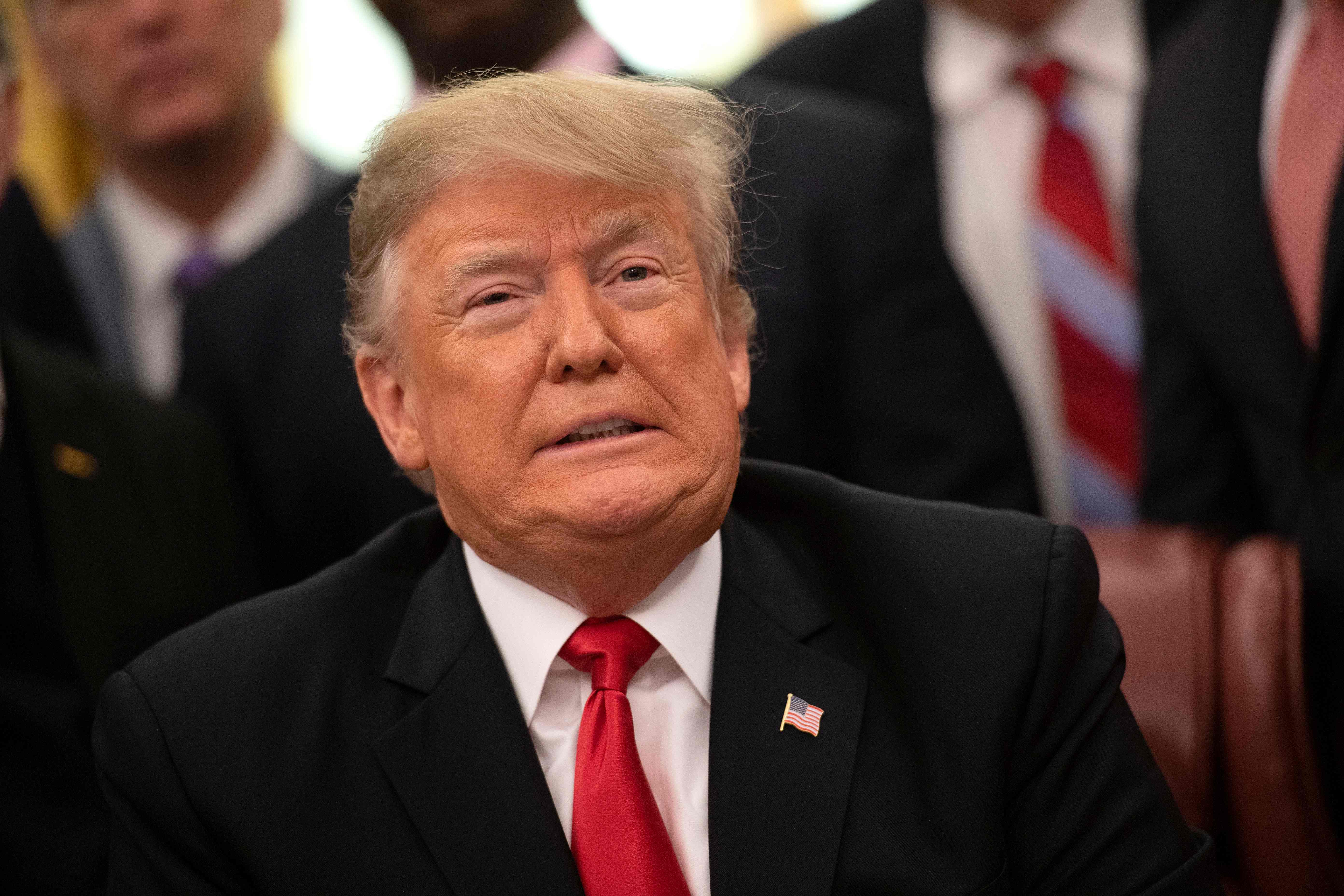 Las guerras comerciales iniciadas por el presidente de Estados Unidos, Donald Trump, dejaron cientos de miles de millones en productos afectados por aranceles de represalia, advirtieron los especialistas. Foto: Jim Watson/AFP
