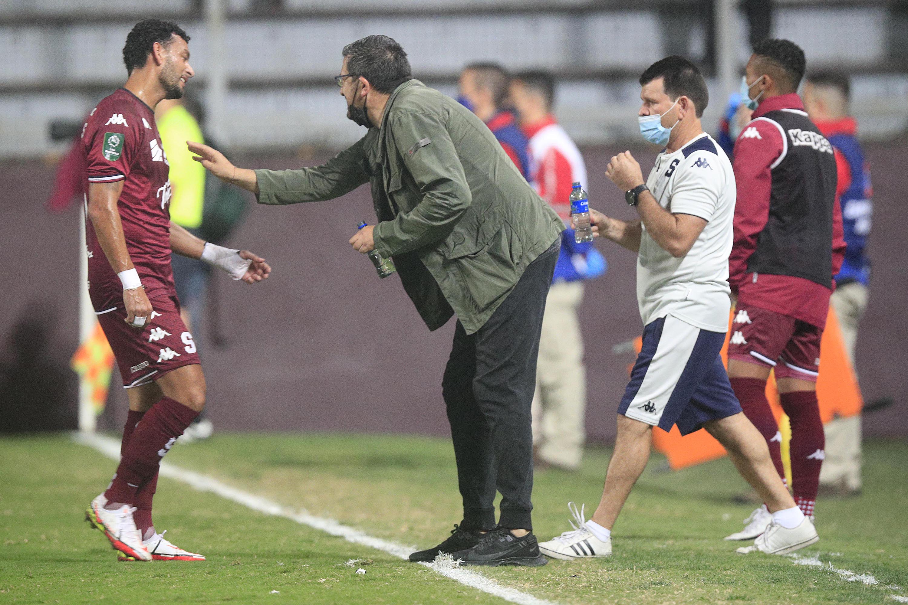 16/12/2021 Estadio Ricardo Saprissa. El Deportivo Saprissa recibió al Club Sport Herediano, en el partido de ida, de la Gran Final de la Copa Promérica, Torneo de Apertura 2021.