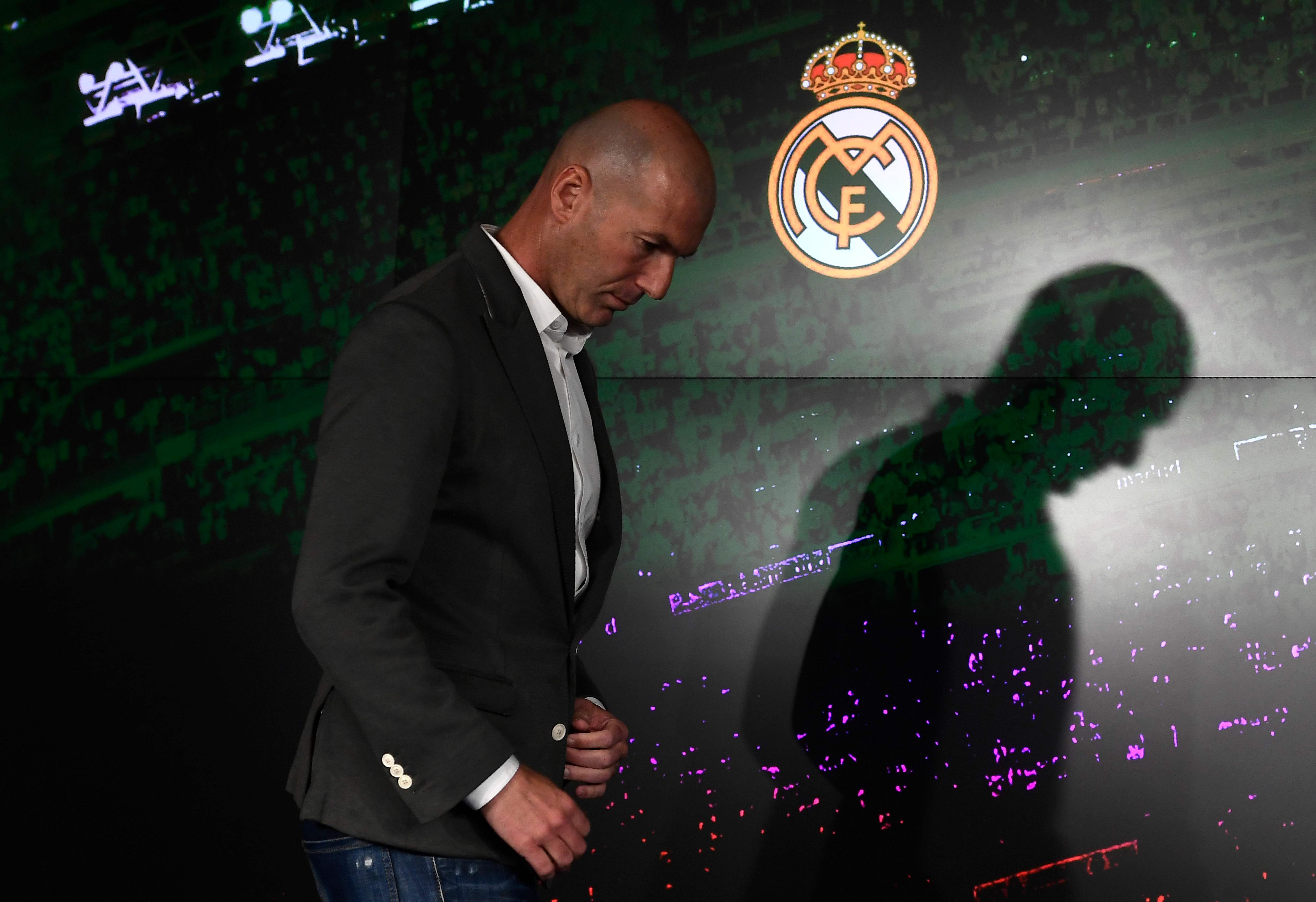 Zinedine Zidane regresó al Real Madrid, luego de su salida hace 10 meses. El timonel asumió como estratega luego del llamado del Florentino Pérez, jerarca del equipo. Fotografía: Pierre - Philippe Marcou / AFP.