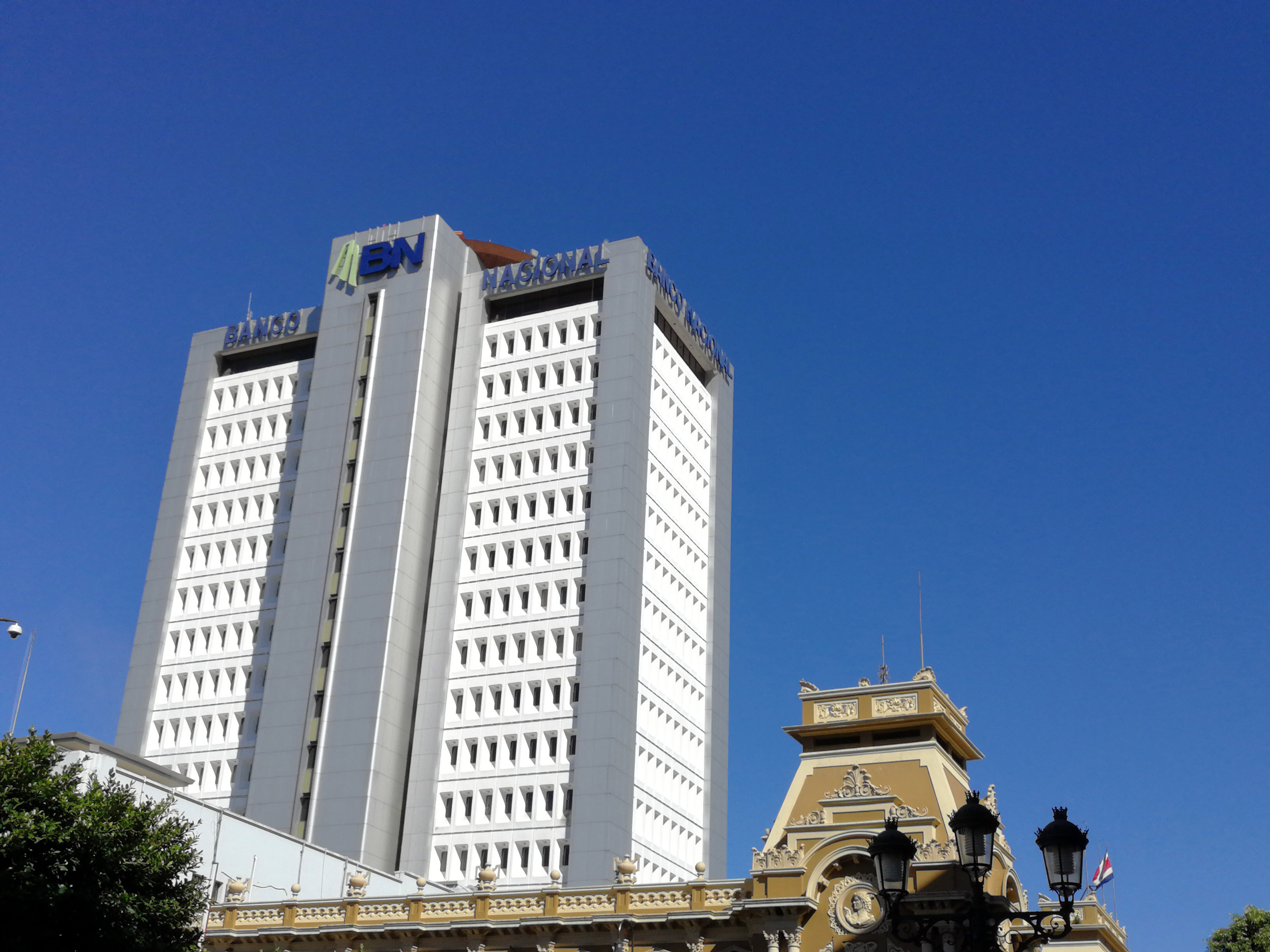 Banco Nacional fue el primer estatal en usar la aministía. La entidad pagó, este 19 de diciembre, ¢70.946 millones al fisco. Foto:Jorge Castillo