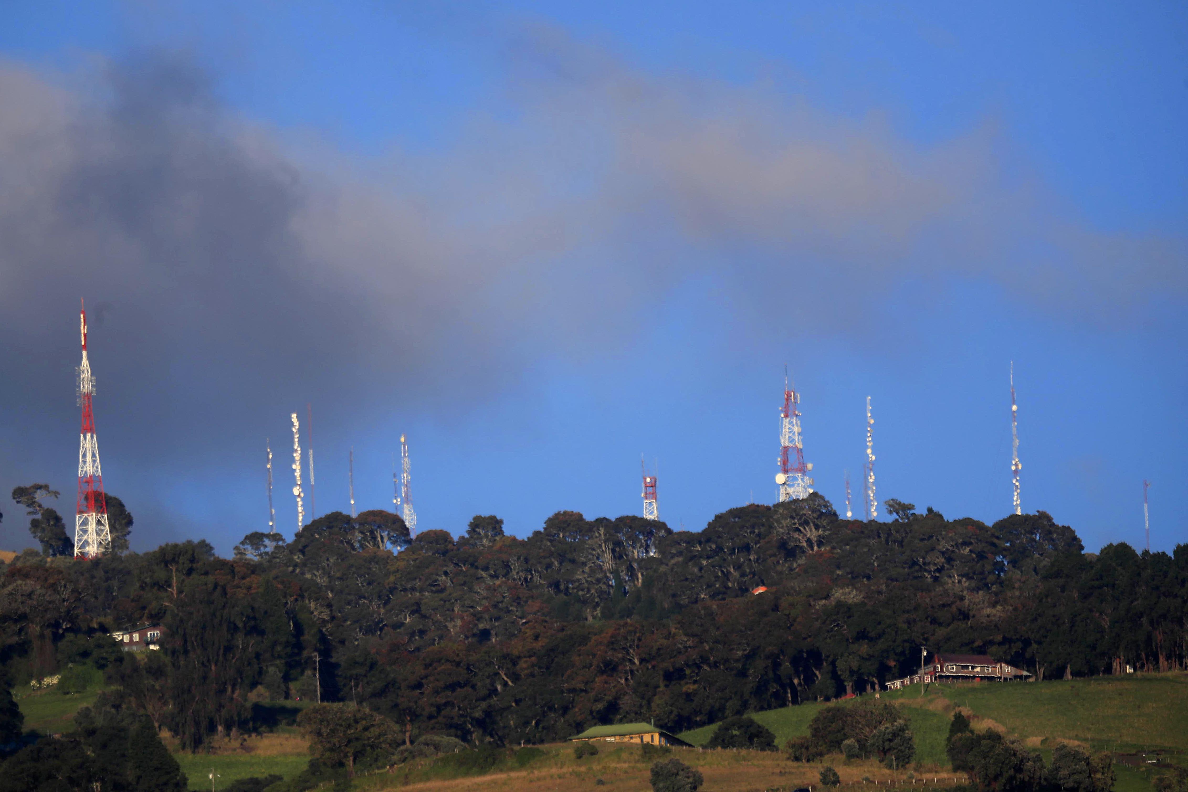 06/12/2022 Volcán Irazú. Antenas y torres de transmisión. Telecomunicaciones.