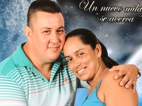El expolicía Víctor Julio Blanco Vega y Shirley Andrea Angulo Fernández, familia que desapareció en Matina, desde el 2014. Foto: Archivo LT