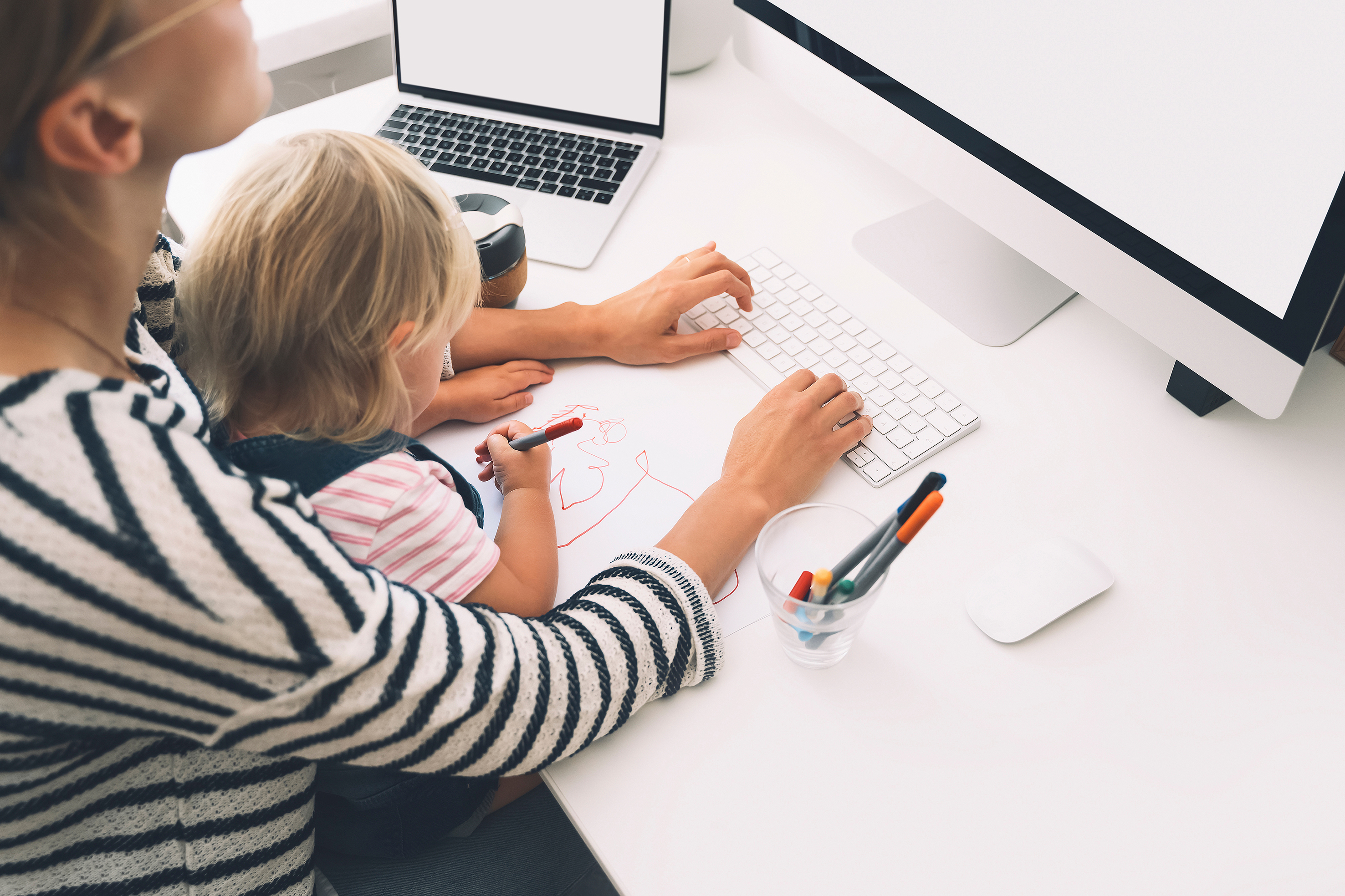 Según el estudio la experiencia del teletrabajo podría prolongarse o convertirse en algo permanente aun cuando la pandemia ya no sea una amenaza. Foto: Shutterstock