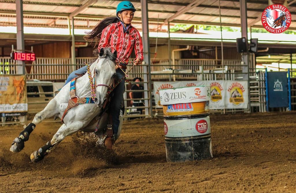 María José Rivas es una experta y apasionada barrilera. Ella práctica esta disciplina hace cuatro años. Foto: Cortesía
