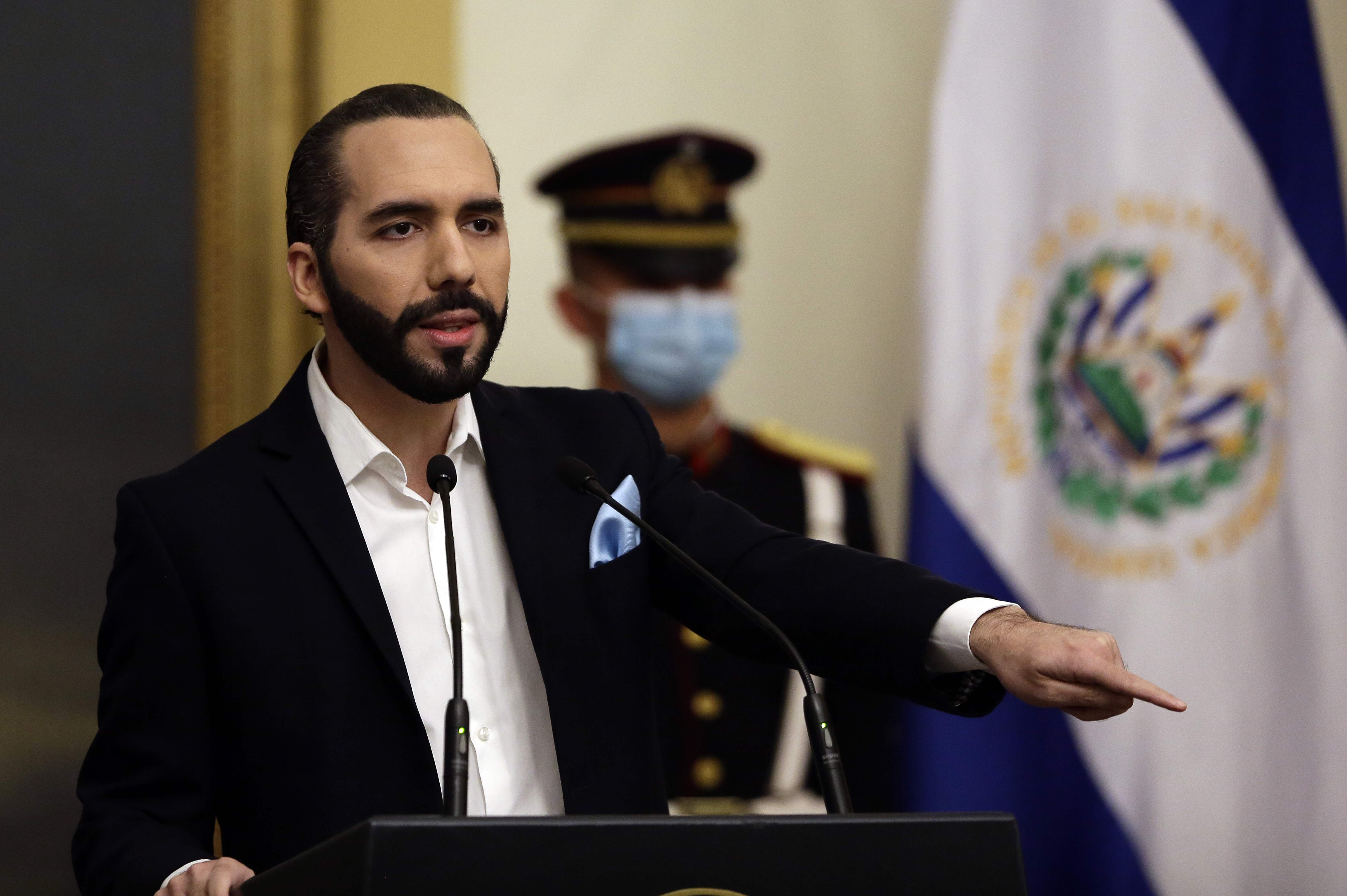 El Salvador's President Nayib Bukele speaks during a press conference at the presidential home in San Salvador, El Salvador, on September 24, 2020. (Photo by MARVIN RECINOS / AFP)