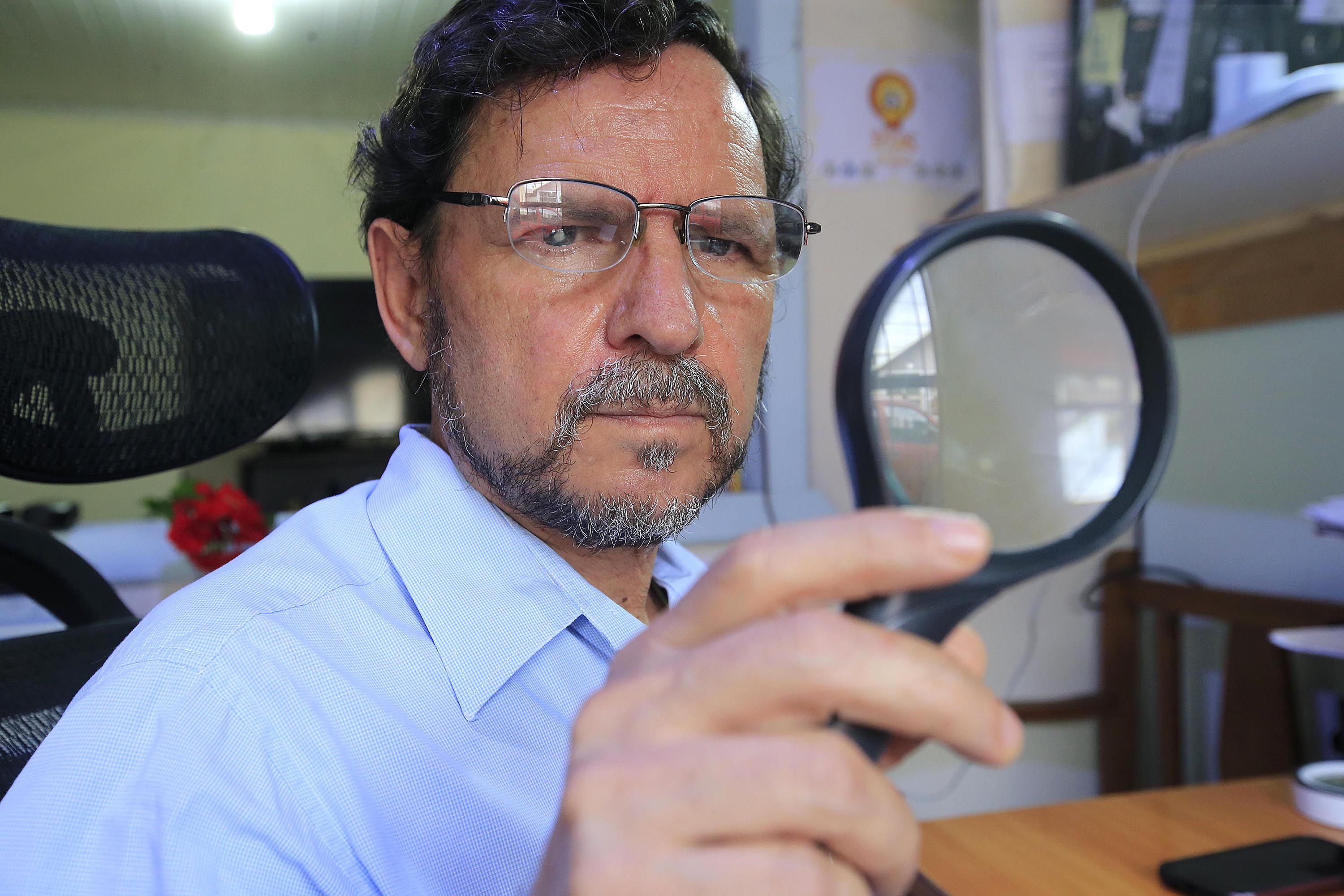 La dolorosa espera por un trasplante de córnea en la CCSS mientras la luz  se apaga | La Nación