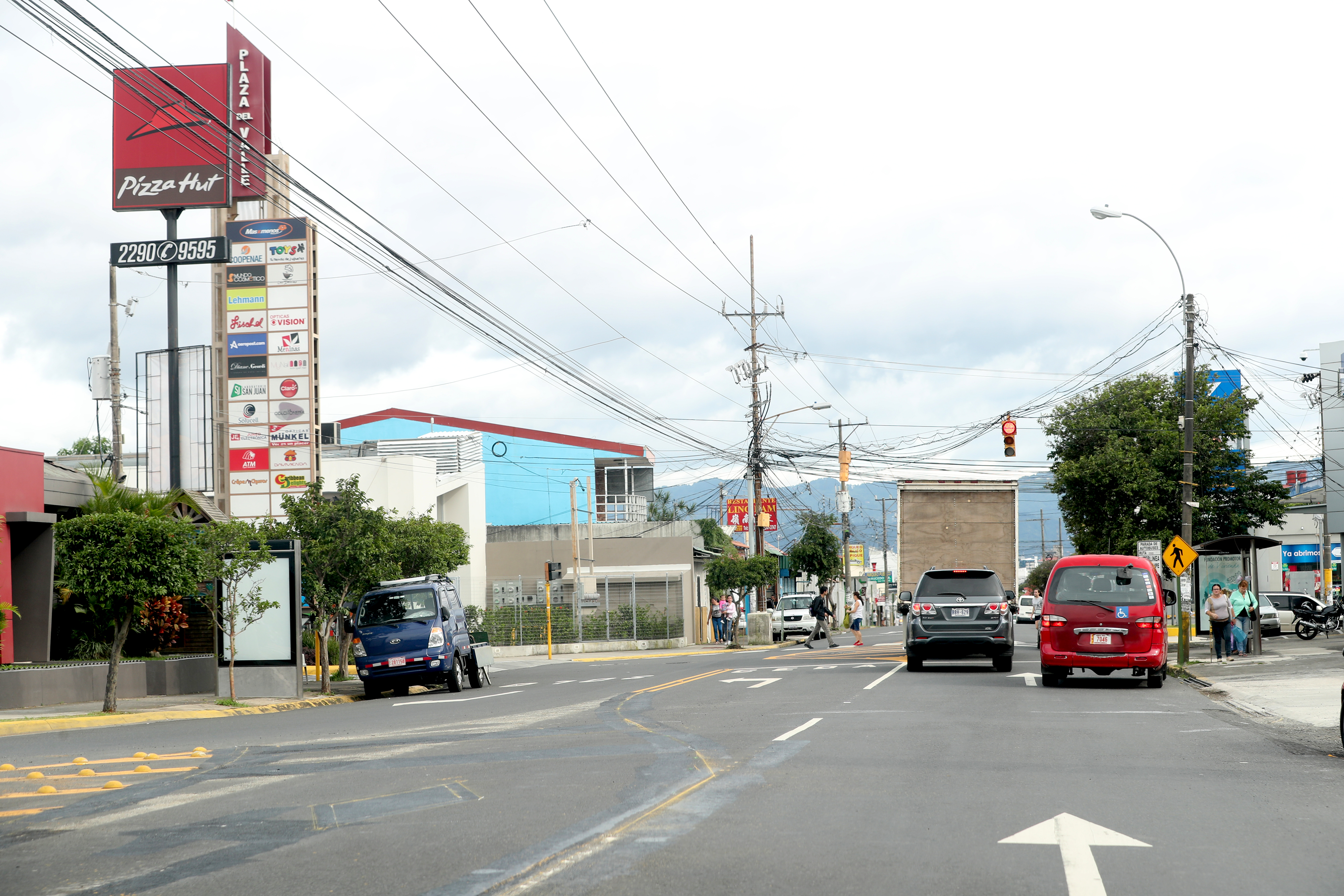 La calle principal que comunica San José con Tibás tendrá un carril exclusivo para buses.