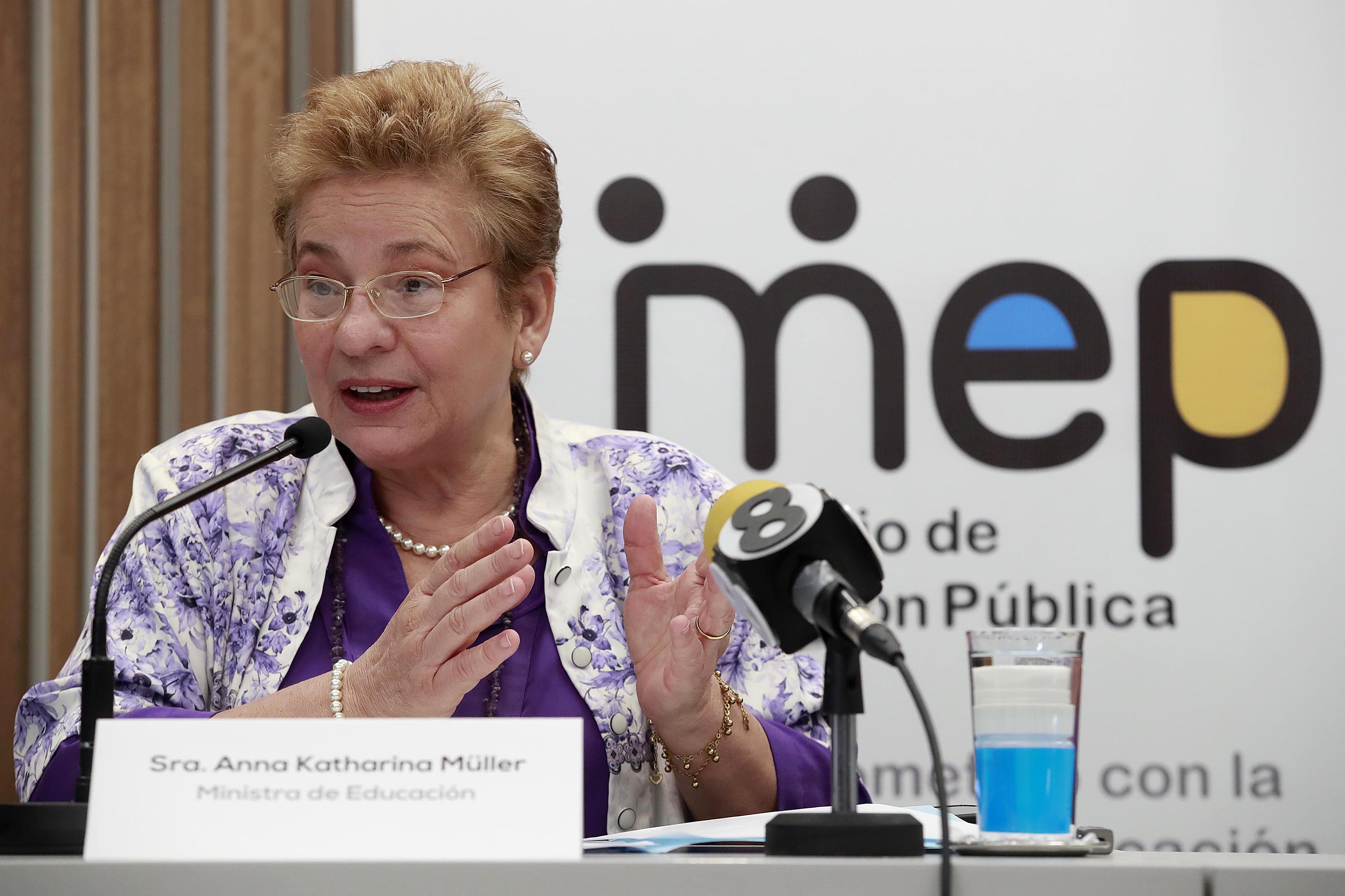 07/06/2022 Paseo Colón. La ministra de Educación Pública, Anna Katharina Müller, se reunió con los medios de comunicación en primera conferencia de prensa, en primera instancia para compartir lanzamiento de estrategia: ante el apagón educativo, encendamos juntos la luz.