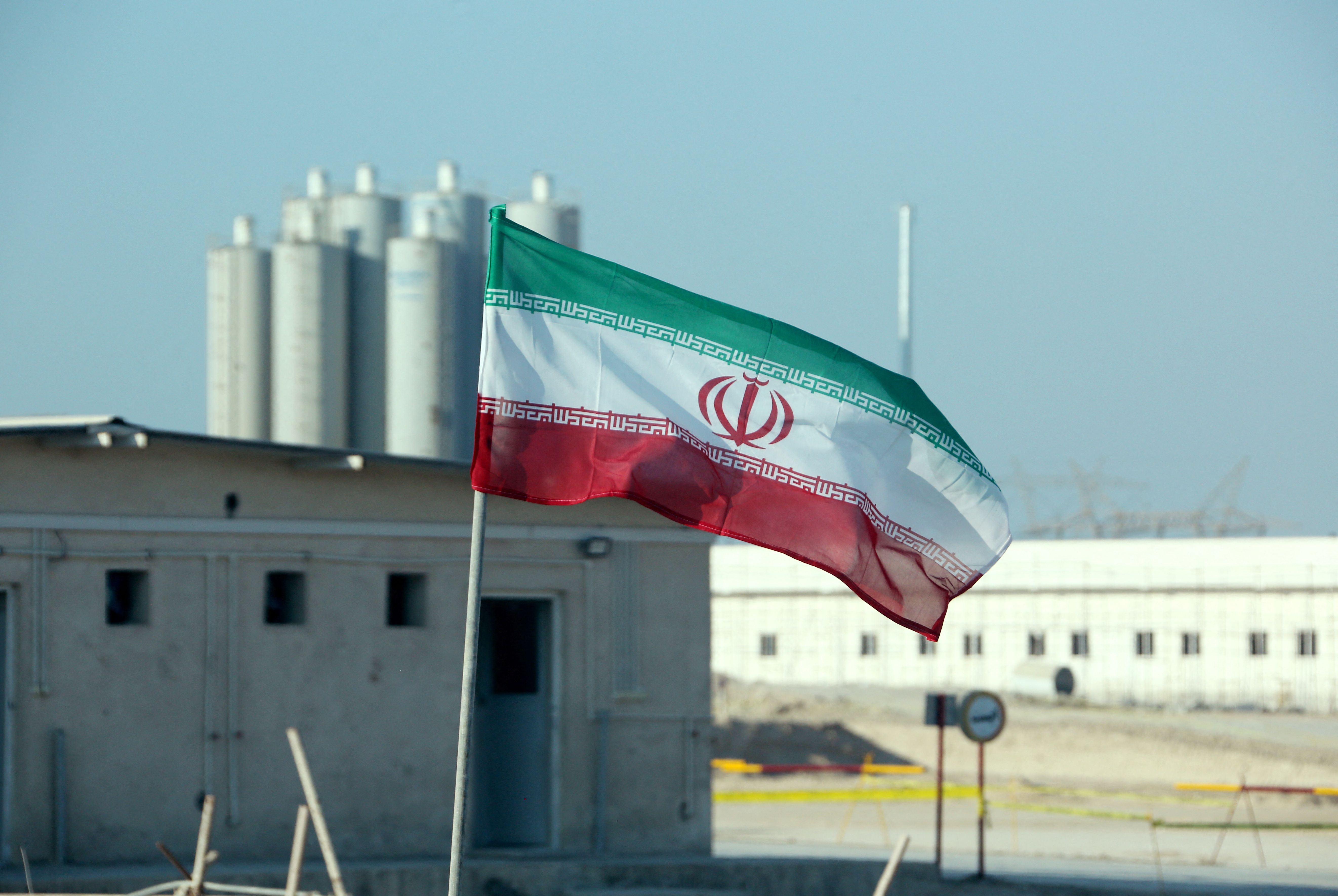Irán siempre ha negado cualquier intención de desarrollar su capacidad de armas nucleares, insistiendo en que sus actividades son enteramente pacíficas.