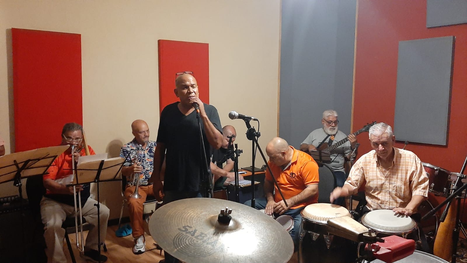 Músicos del desaparecido grupo Los Brillanticos. Cortesía Eduardo Sánchez