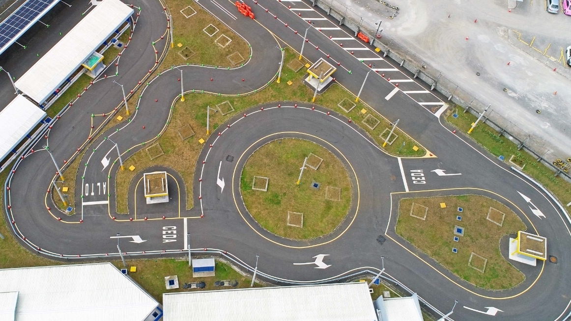 Ciudad Vial. Este jueves 11 de enero el Ministerio de Obras Públicas y Transportes (Mopt) inauguró las nuevas instalaciones del lugar done a partir de ya se seguirán haciendo los exámenes prácticos de manejo
