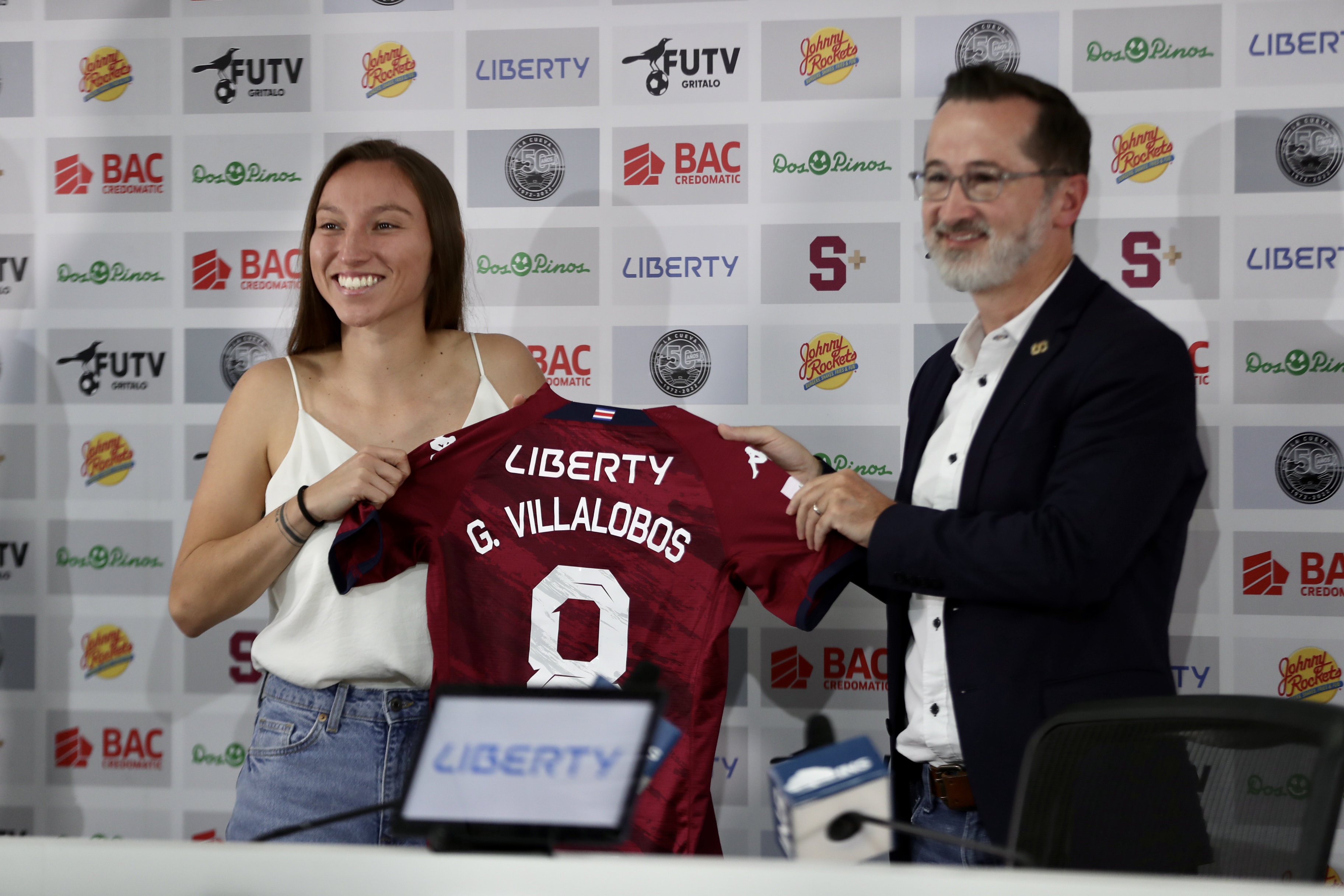 11/01/2023, San José, Estadio Ricardo Saprissa, conferencia de prensa del Deportivo Saprissa para presentar a Luis José Herra como entrenador del equipo Femenino, la contratación de Gloriana Villalobos, Mariela Campos y Mariana Benavides en el equipo femenino y la presentación de Justin Monge y Jeffrey Valverde con el equipo masculino.