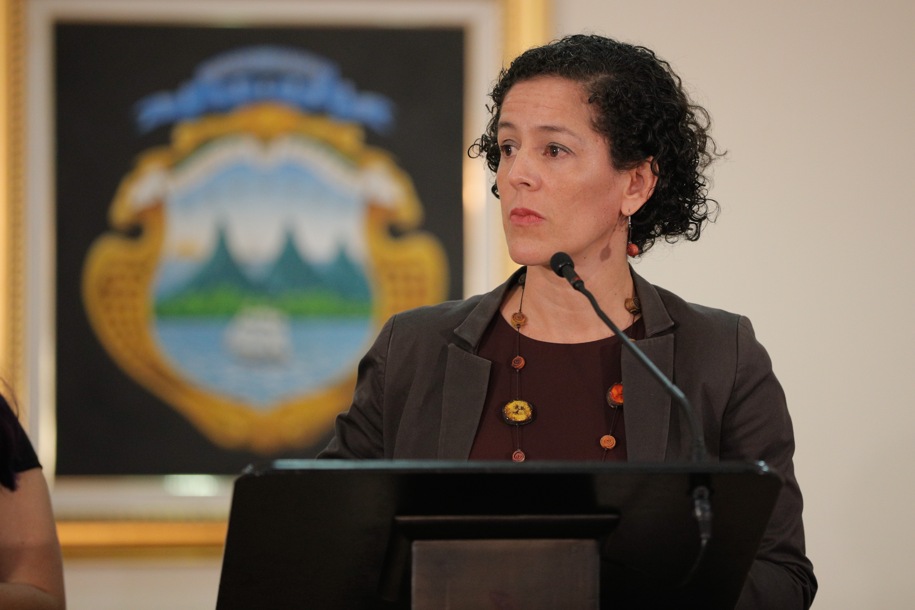 1/7/2019. Zapote. Casa Presidencial. Conferencia de prensa Edgar Mora. En la foto aparece Nancy Marin, ministra de comunicación. Foto Jeffrey Zamora