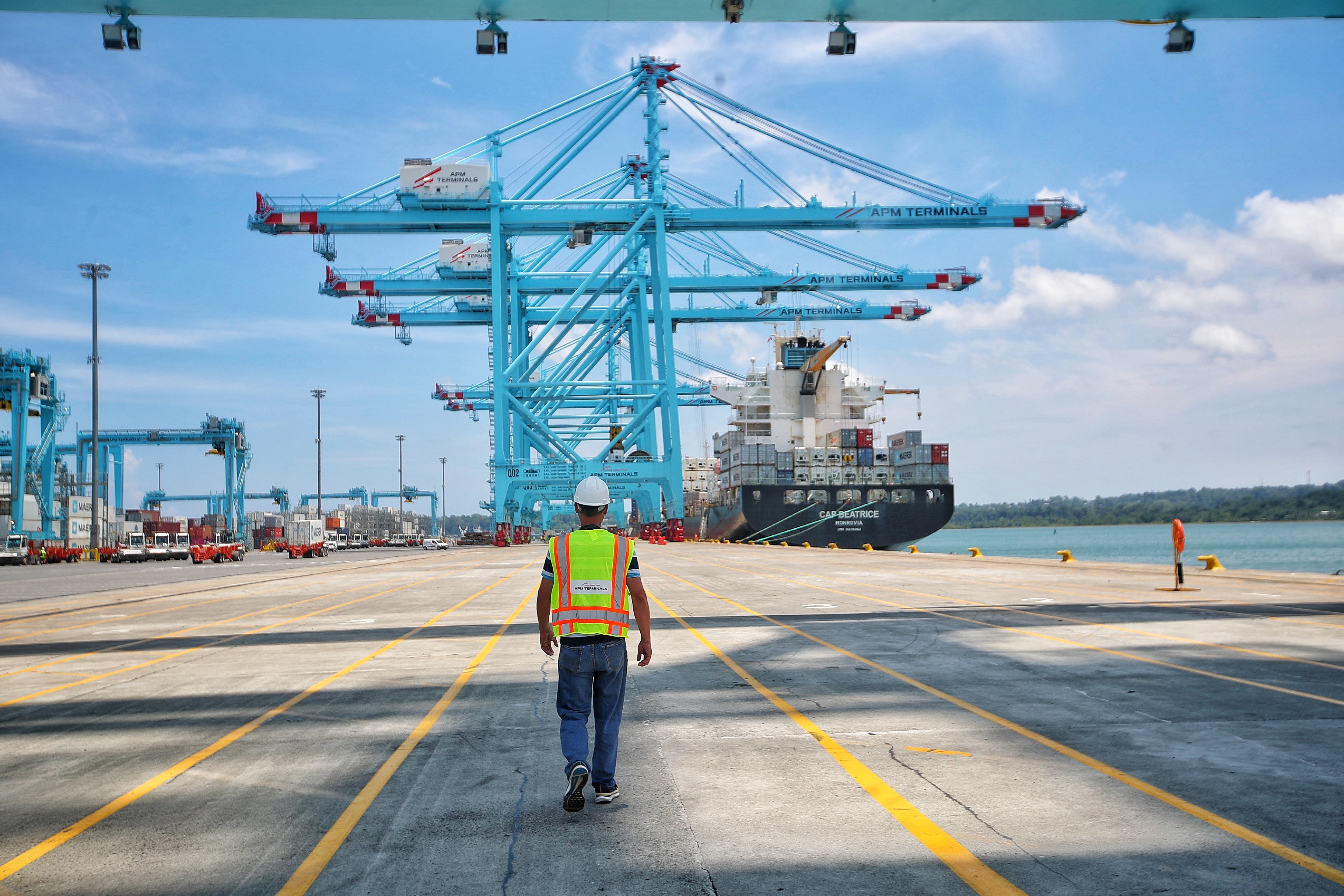 Japdeva repartir 21 millones del canon de APM Terminals fuera