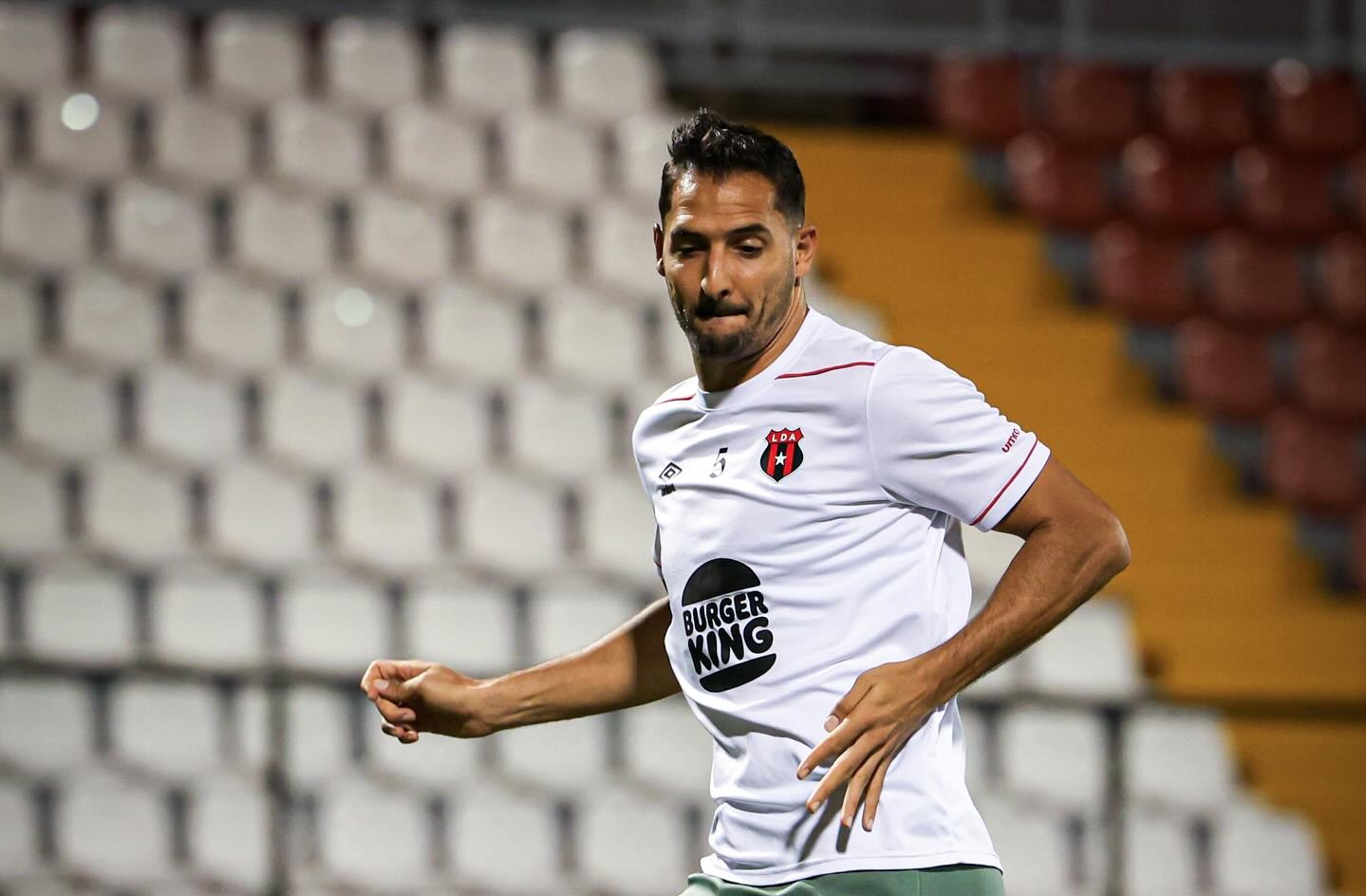Celso Borges es el capitán de Liga Deportiva Alajuelense y desde que llegó al club se identificó mucho con la institución.