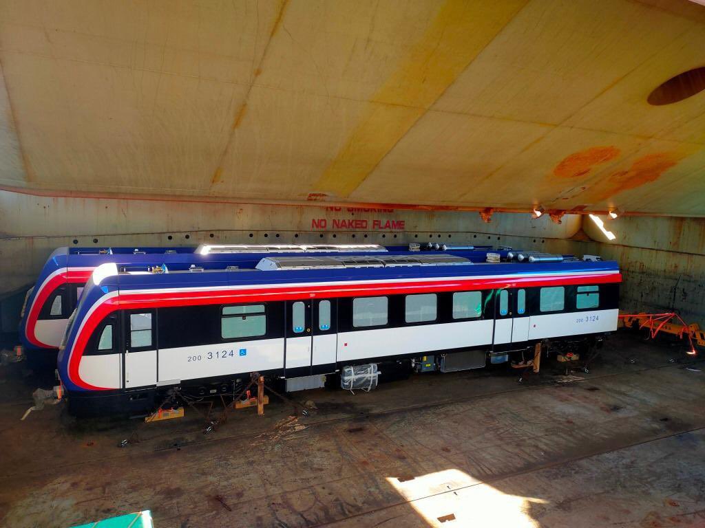Embarcación que transporta cuatro de los ocho trenes nuevos hasta Costa Rica llegará a puerto Caldera en próximas semanas de diciembre. Incofer