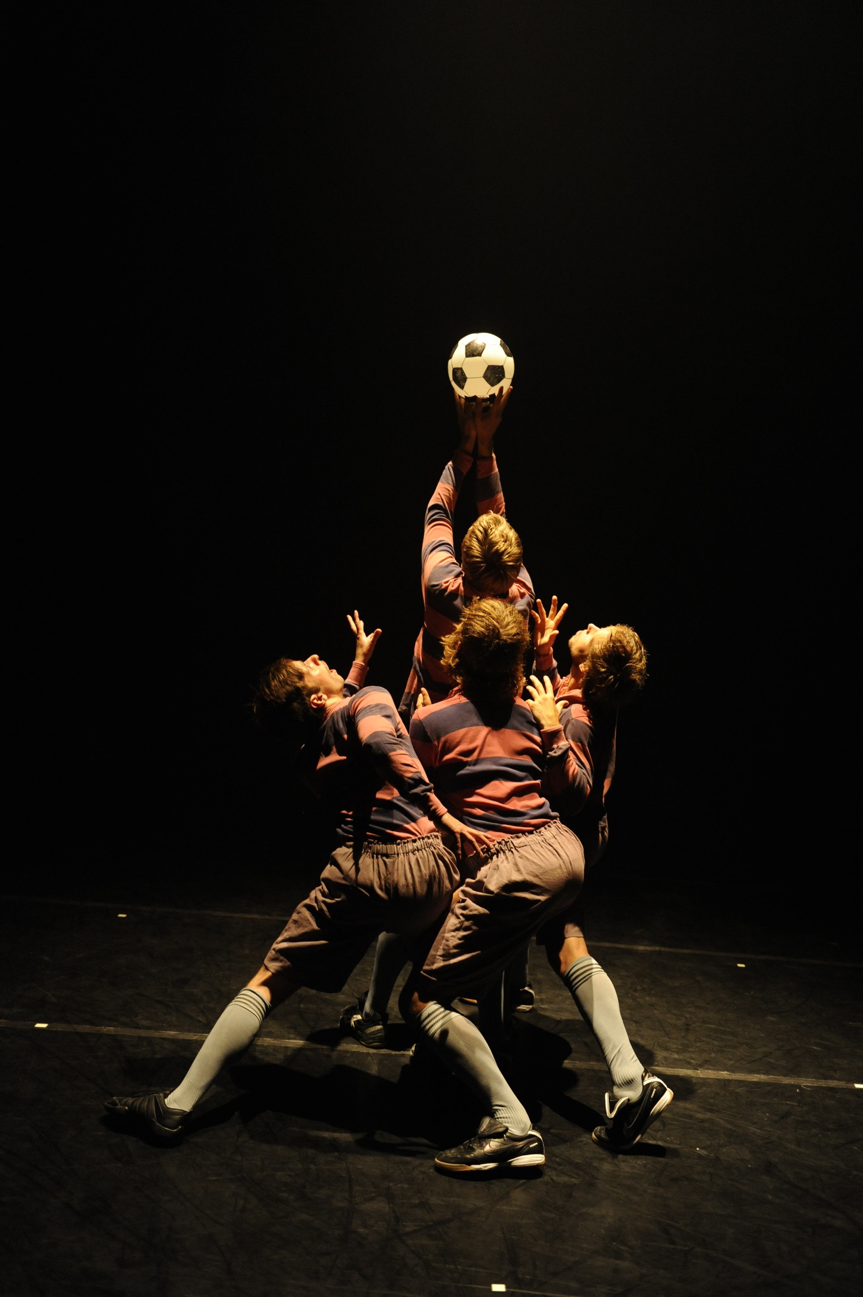'A dance tribute to the art of football' será el show que se presentará en el FIA 2018. Foto: Knut Bry para La Nación
