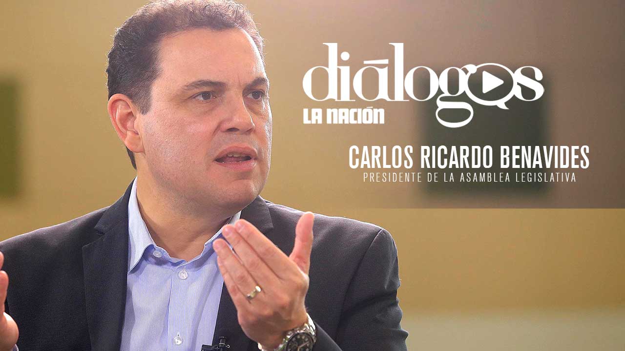 Carlos Ricardo Benavides, presidente legislativo.
