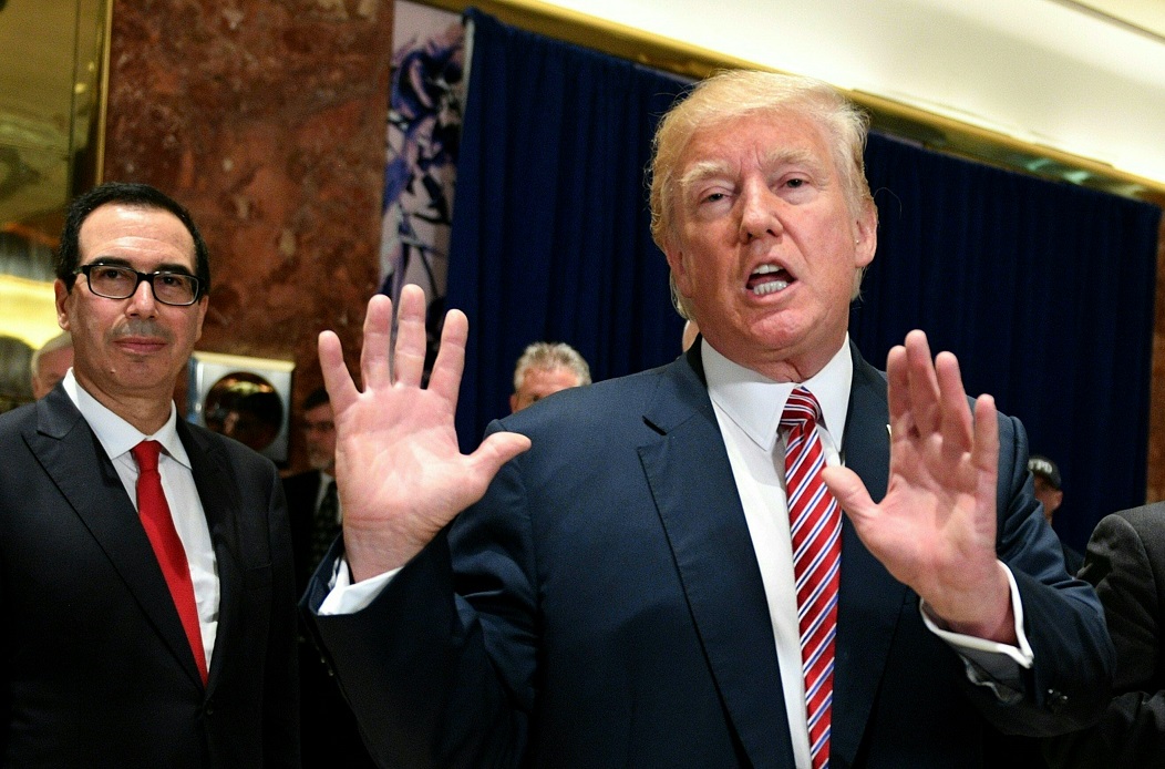 El presidente Donald Truump se refirió el martes 15 de agosto del 2017 a los enfrentamientos violentos ocurridos en Charlottesville, Viriginia.