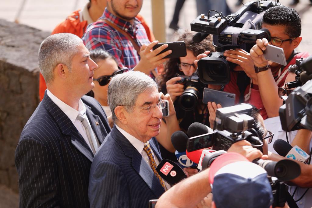 Óscar Arias