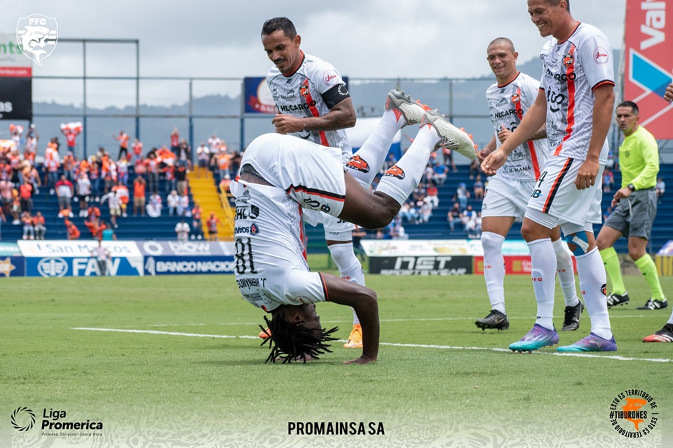 Prensa Cartaginés y Puntarenas