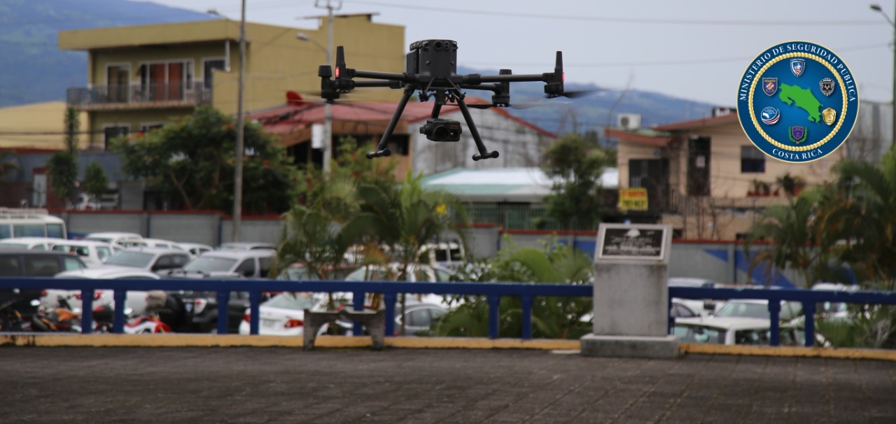 Policía cuenta con tres drones para fortalecer lucha contra el narco ...